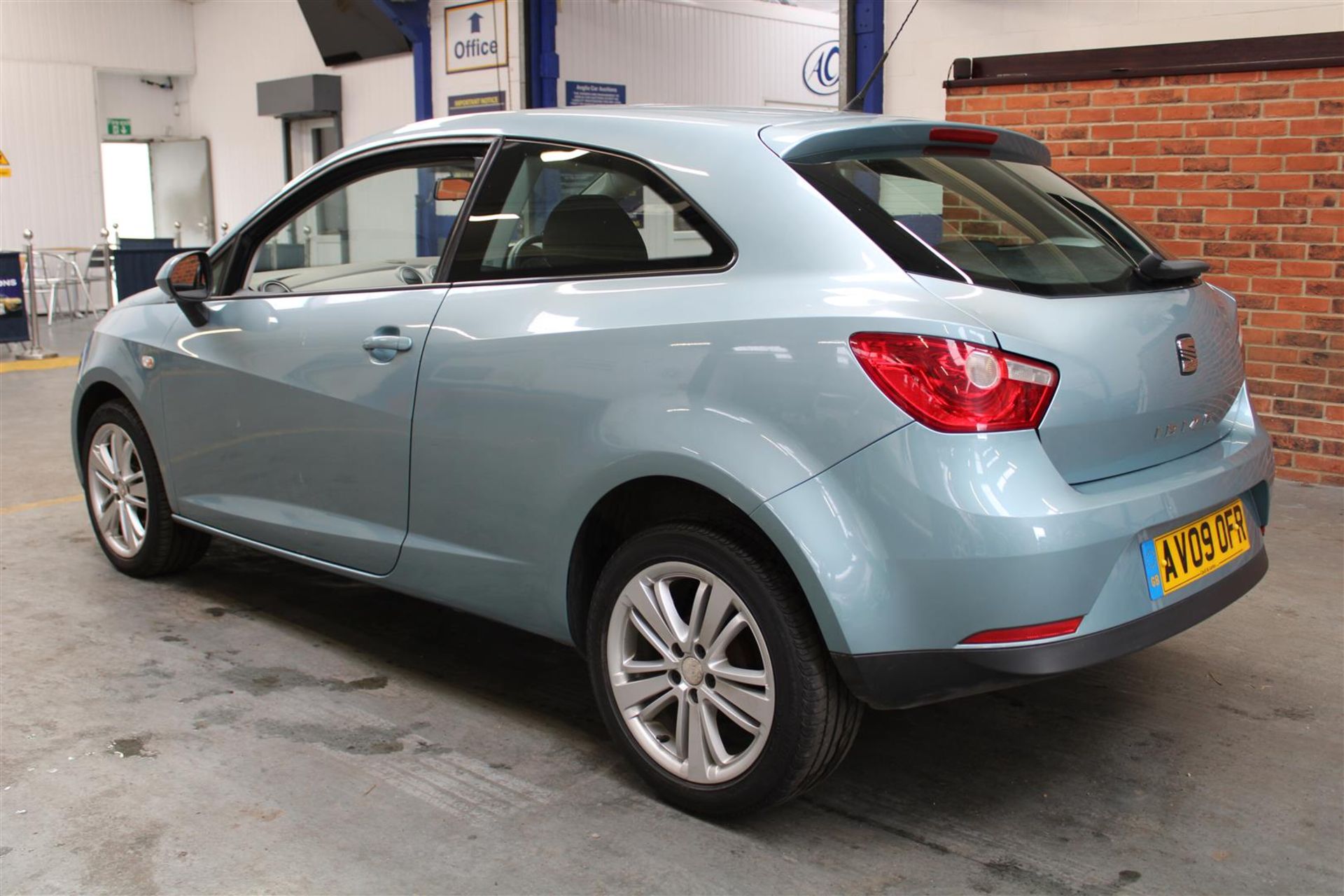 09 09 Seat Ibiza SE - Image 31 of 32