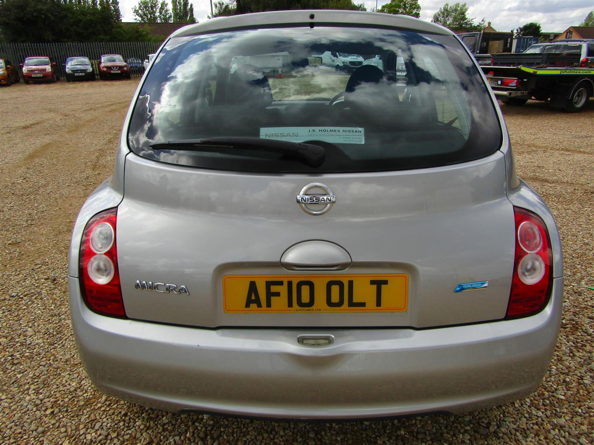 10 10 Nissan Micra N-Tec - Image 21 of 22