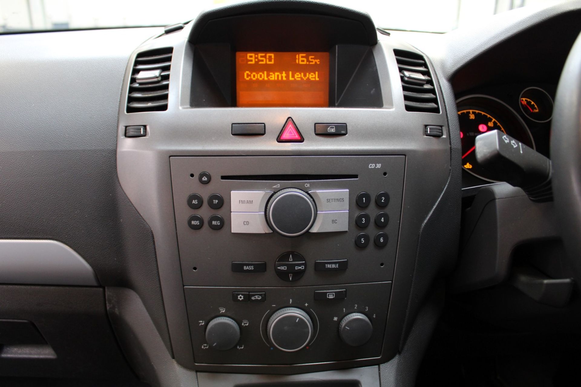 56 06 Vauxhall Zafira Design CDTI - Image 7 of 34