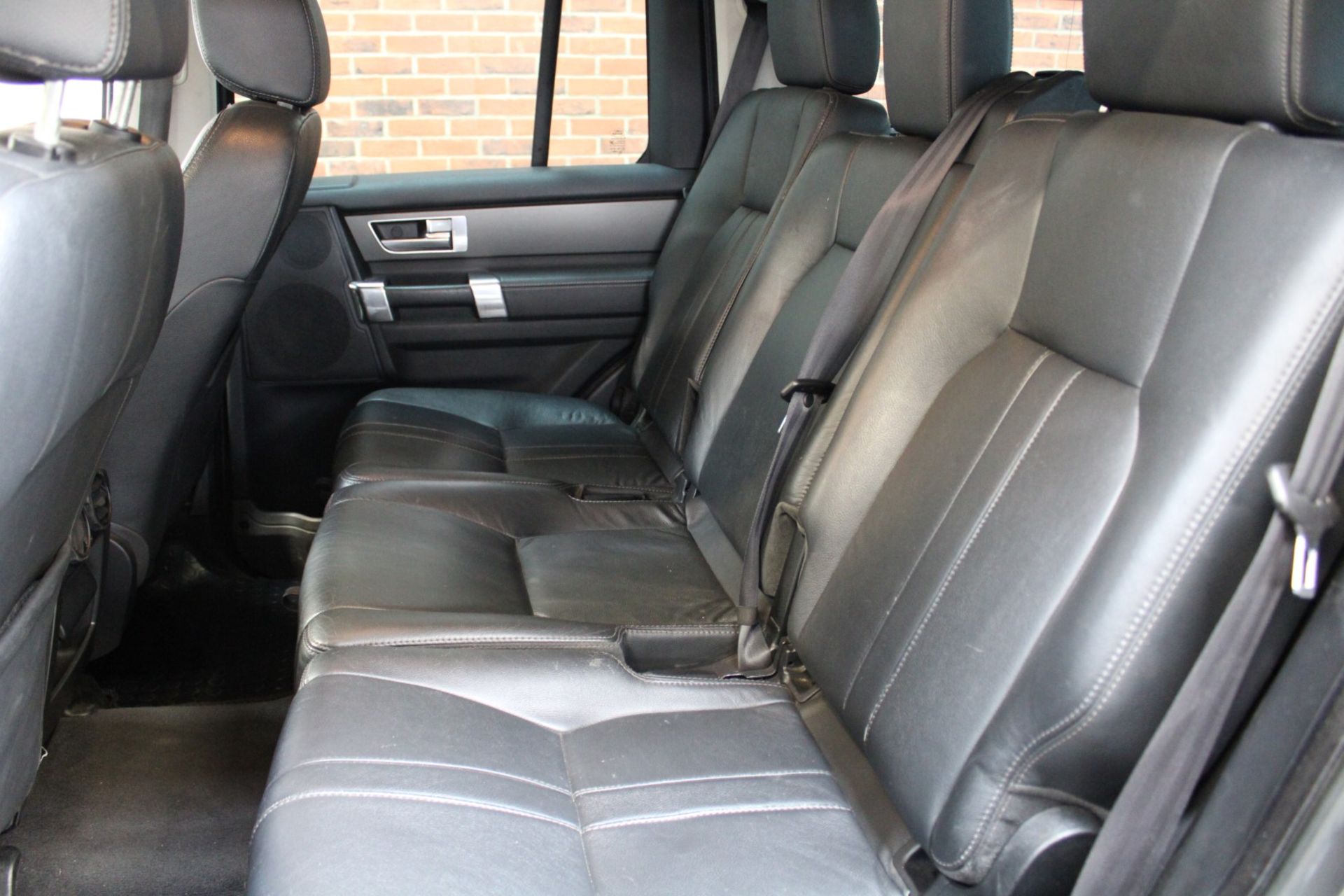 59 09 L/Rover Discovery XS TDV6 - Image 10 of 25