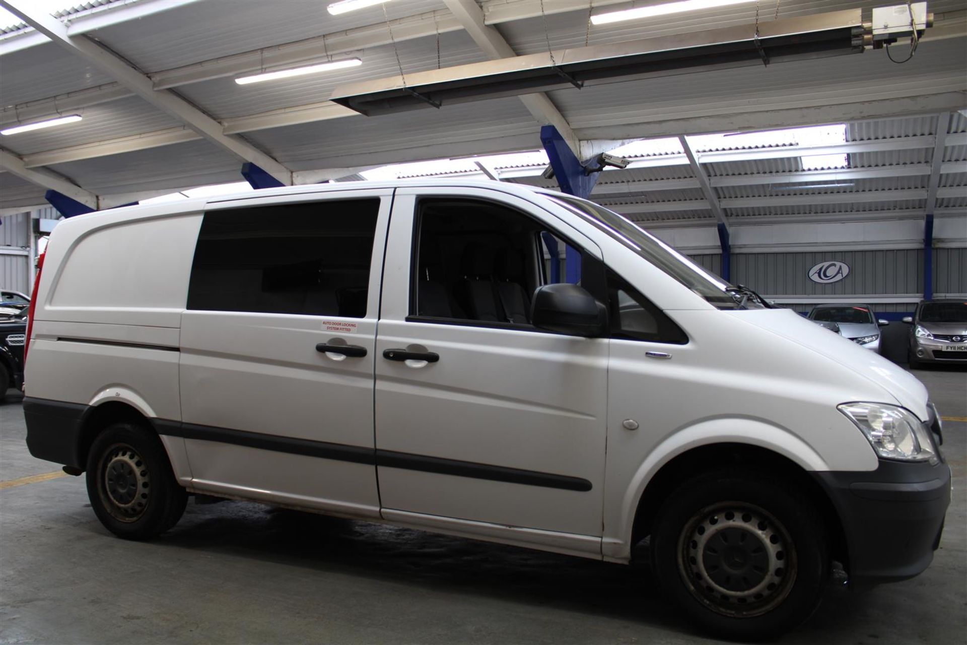 64 14 Mercedes Vito 113 CDI Blue - Image 22 of 42