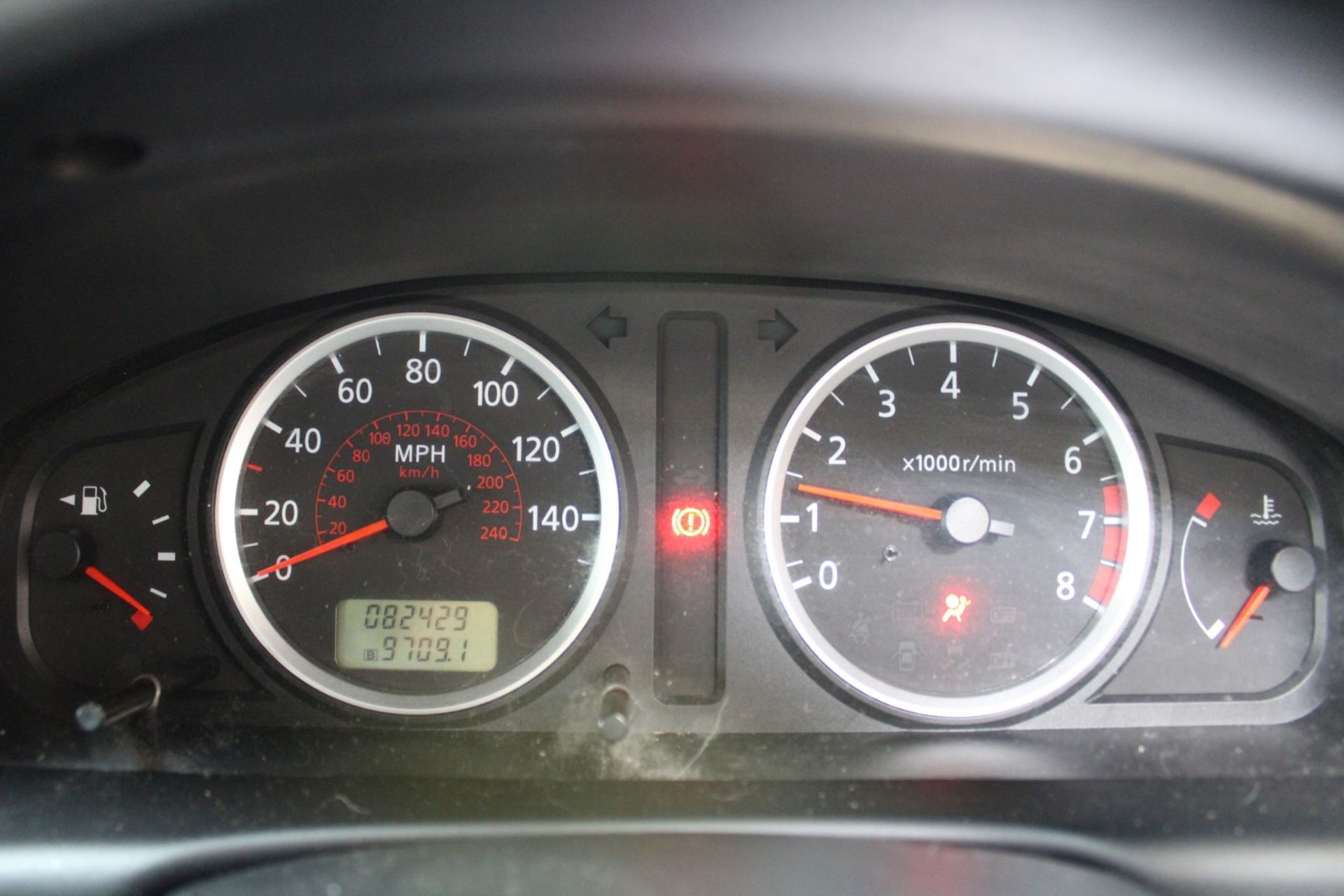 05 05 Nissan Almera SE - Image 3 of 32