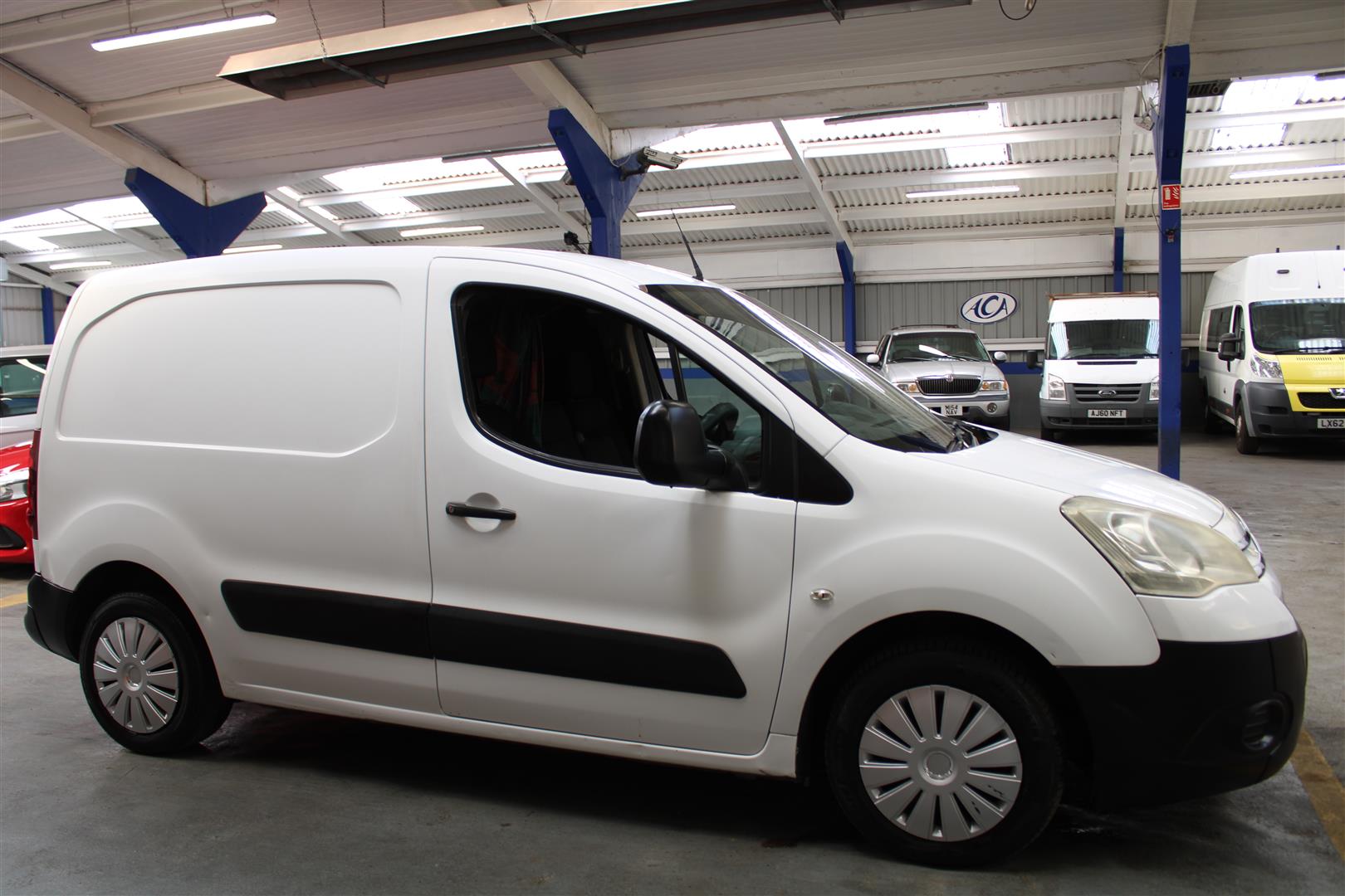 59 09 Citroen Berlingo 625 LX HDI 75 - Image 19 of 33