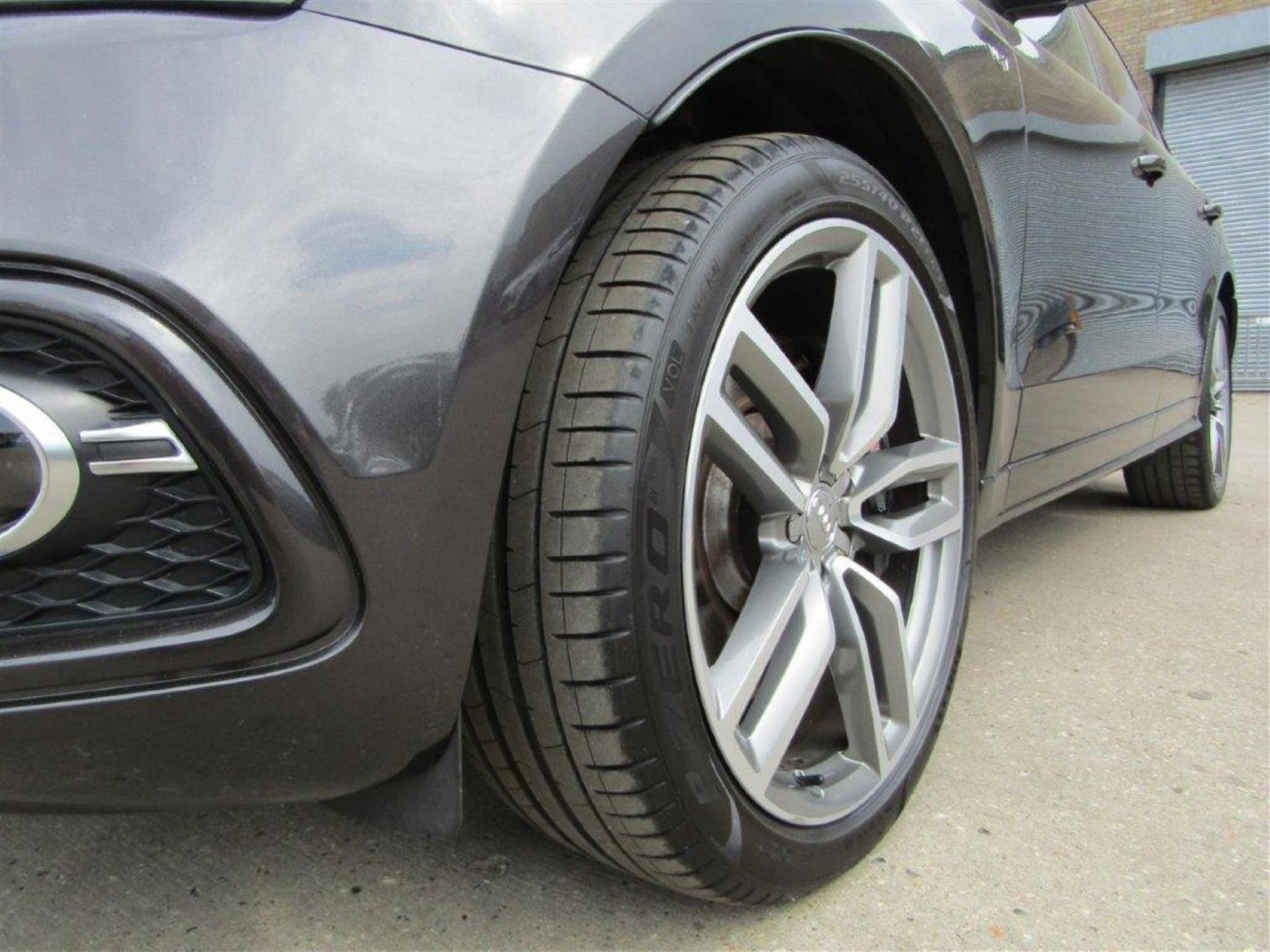 14 14 Audi SQ5 TDI Quattro Auto - Image 13 of 28