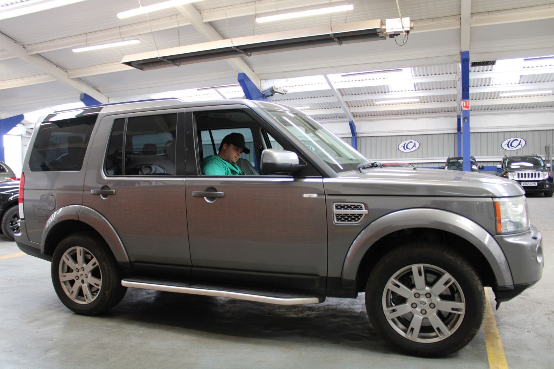 59 09 L/Rover Discovery XS TDV6 - Image 18 of 25