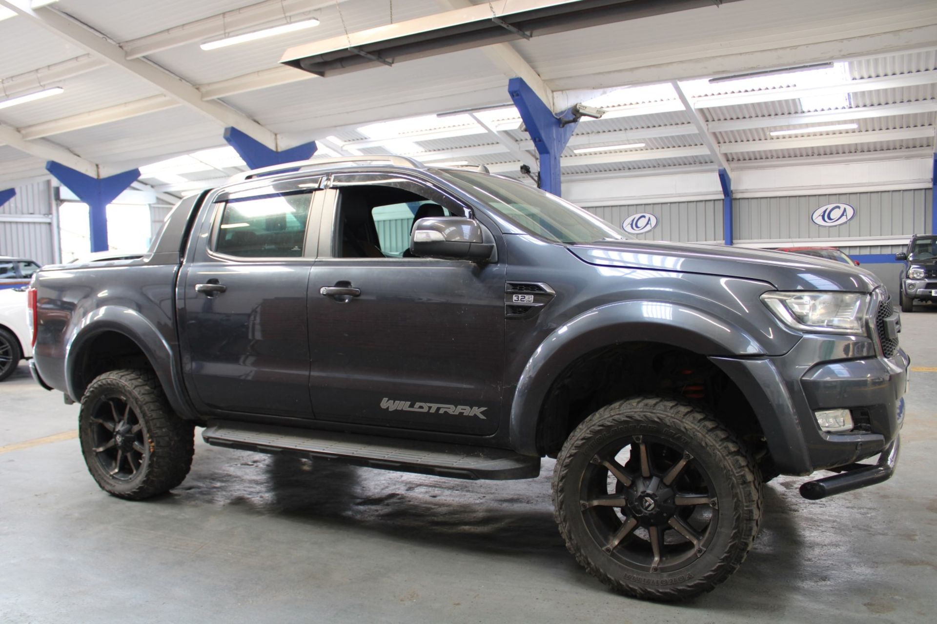 16 16 Ford Ranger Wildtrak 4X4 DCB - Image 13 of 37