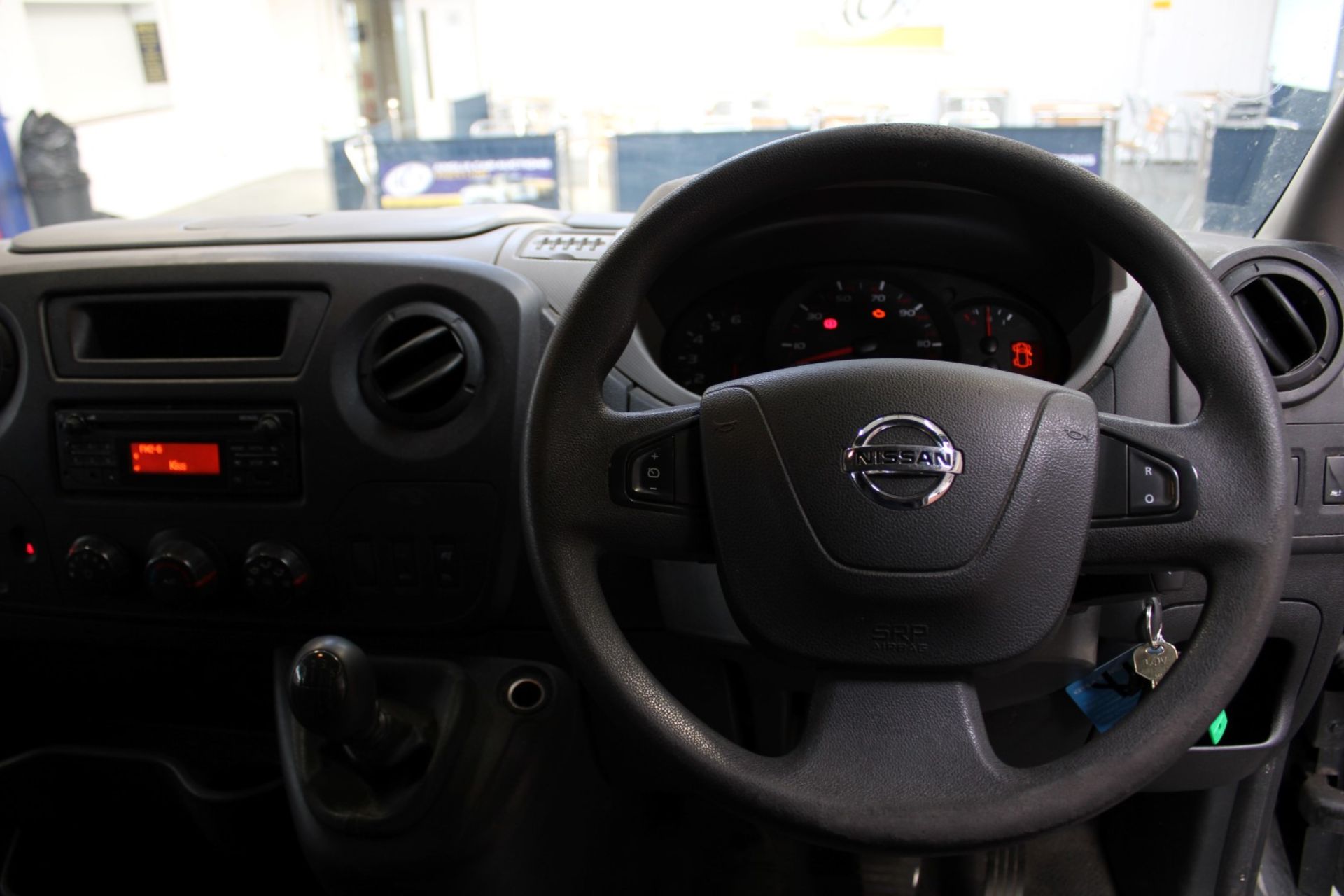 17 17 Nissan NV400 SE DCI - Image 20 of 32