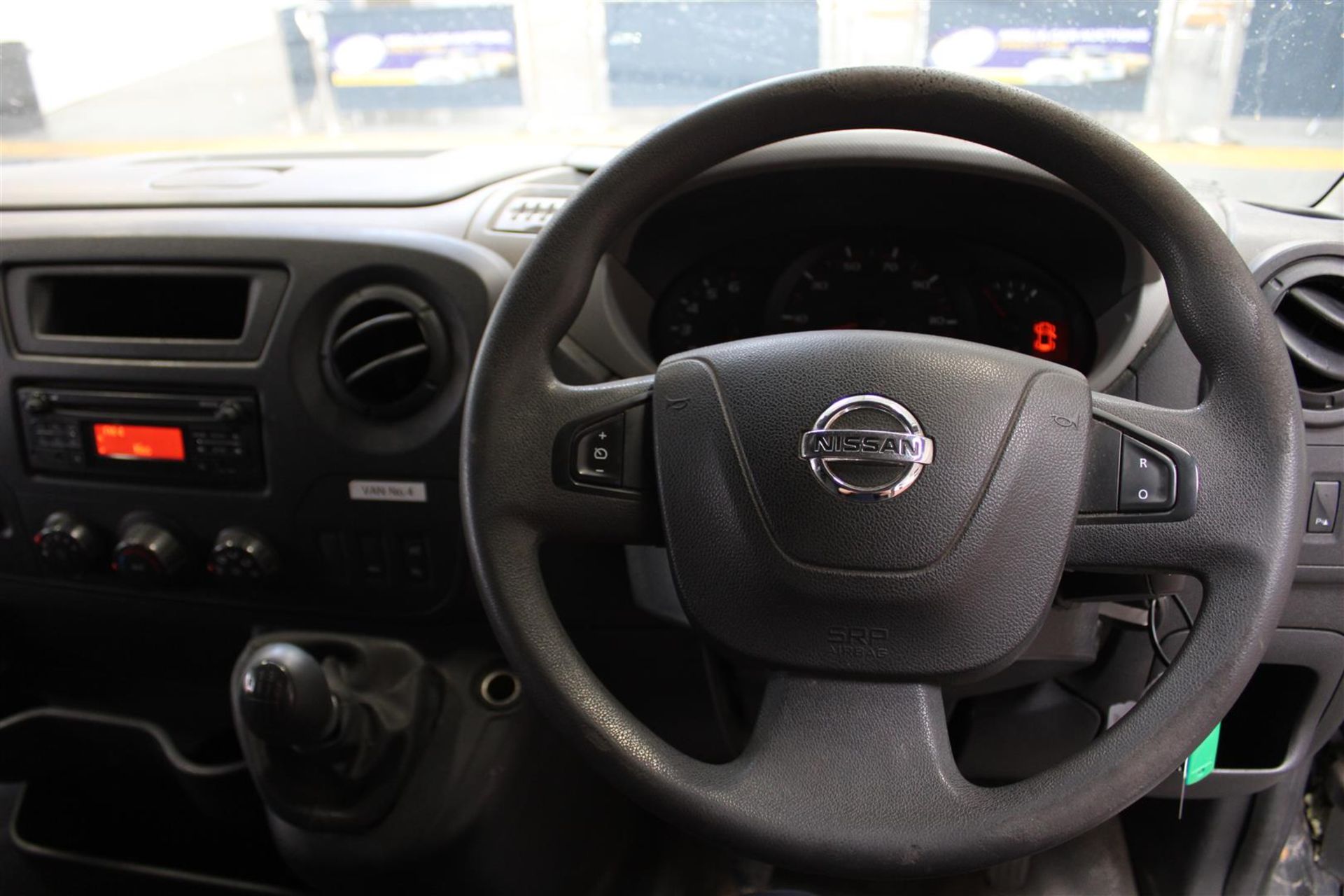 17 17 Nissan NV400 SE DCI - Image 23 of 33