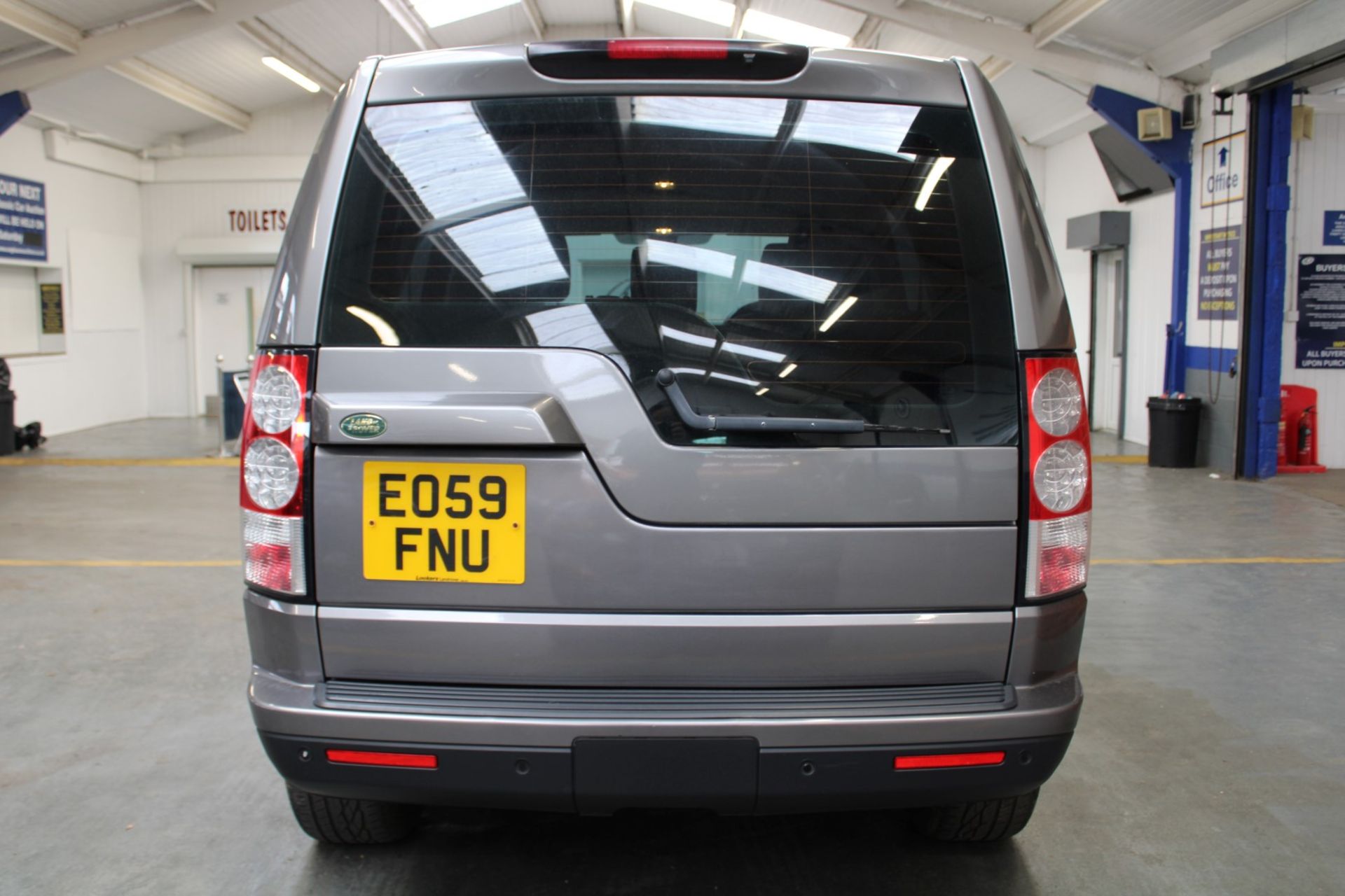 59 09 L/Rover Discovery XS TDV6 - Image 25 of 25