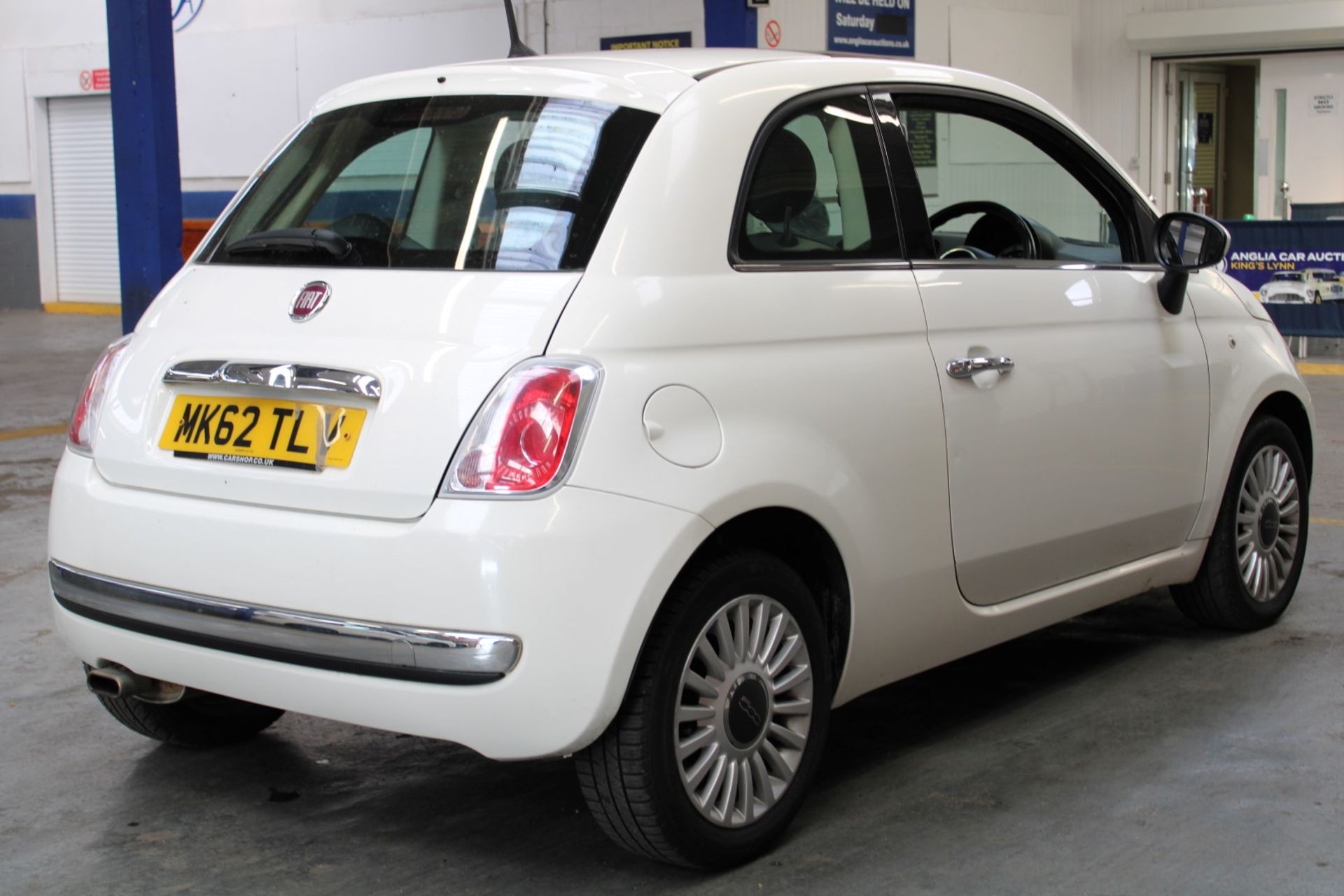 62 12 Fiat 500 Lounge RHD - Image 17 of 23