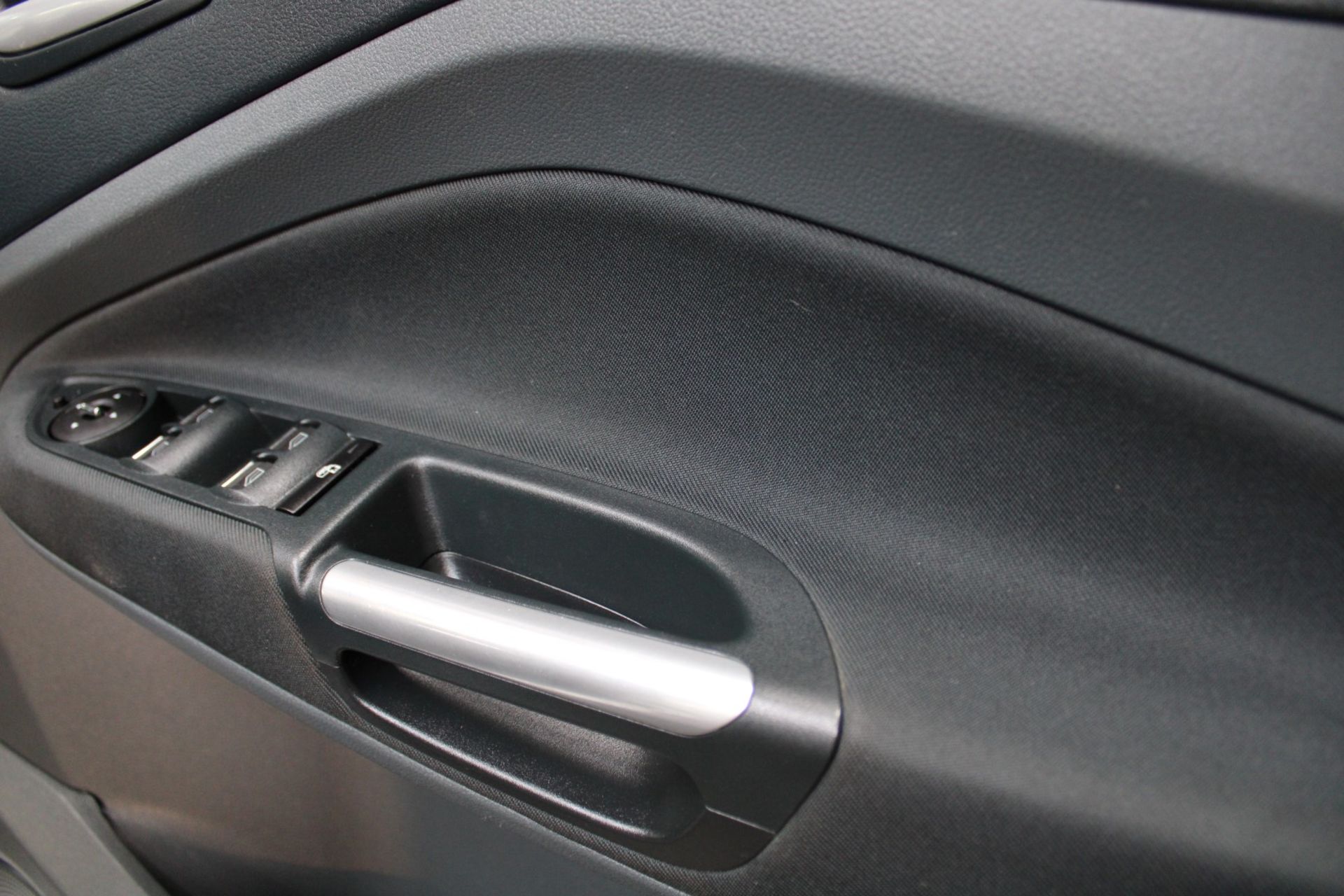 12 12 Ford Grand C-Max Titanium - Image 20 of 30