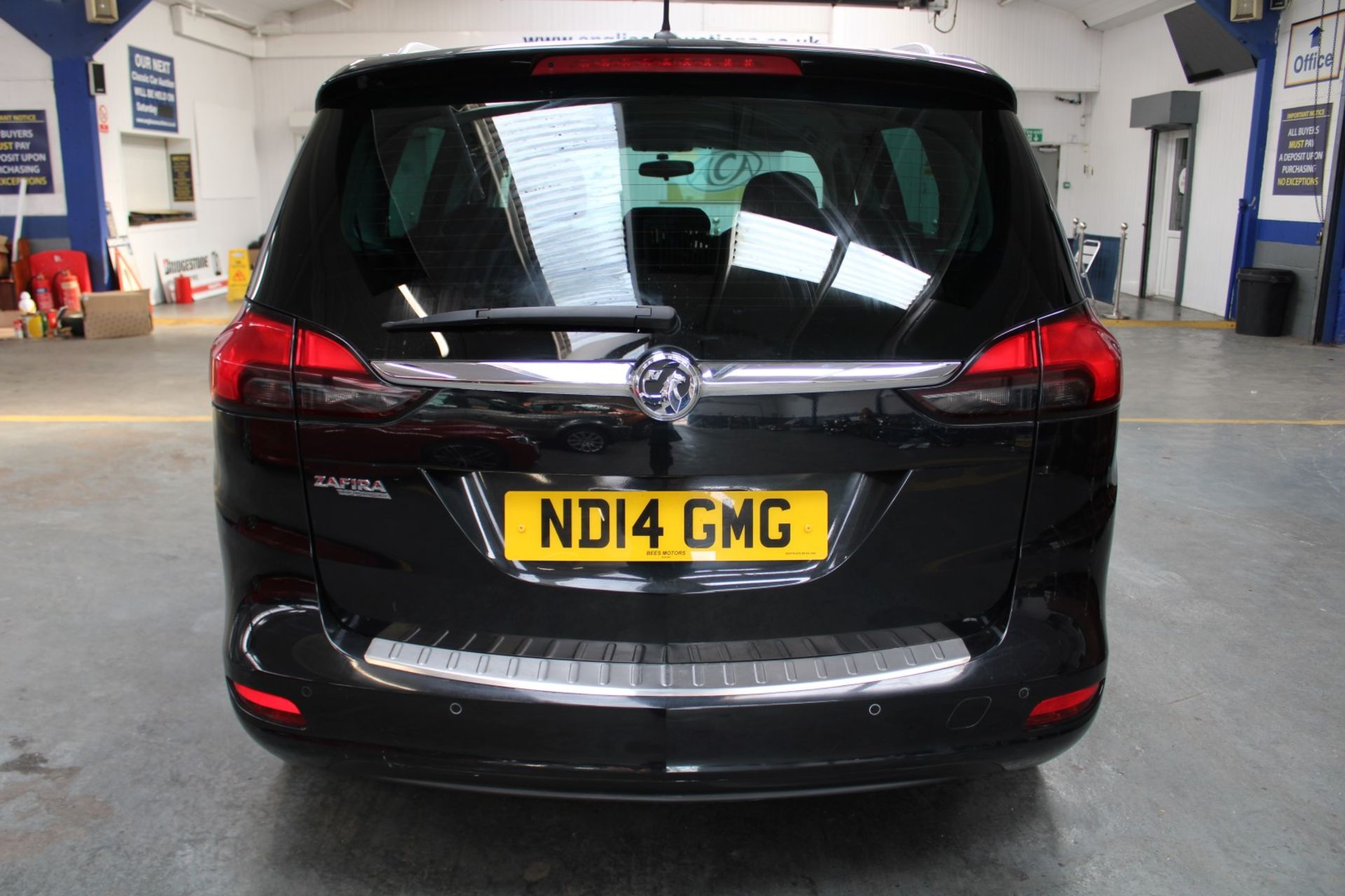 14 14 Vauxhall Zafira Tourer SRI - Image 29 of 32