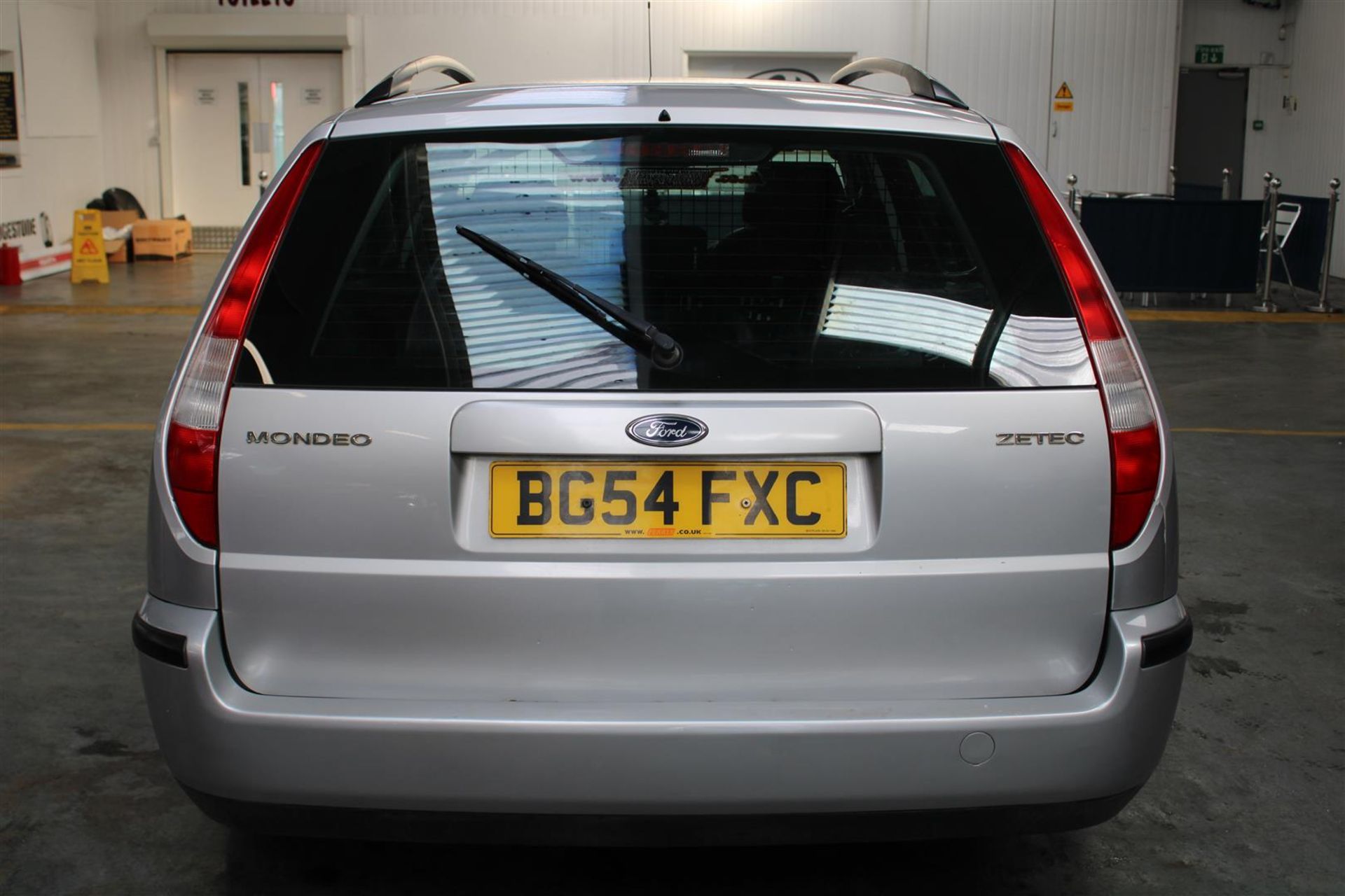 54 04 Ford Mondeo Zetec - Image 28 of 31