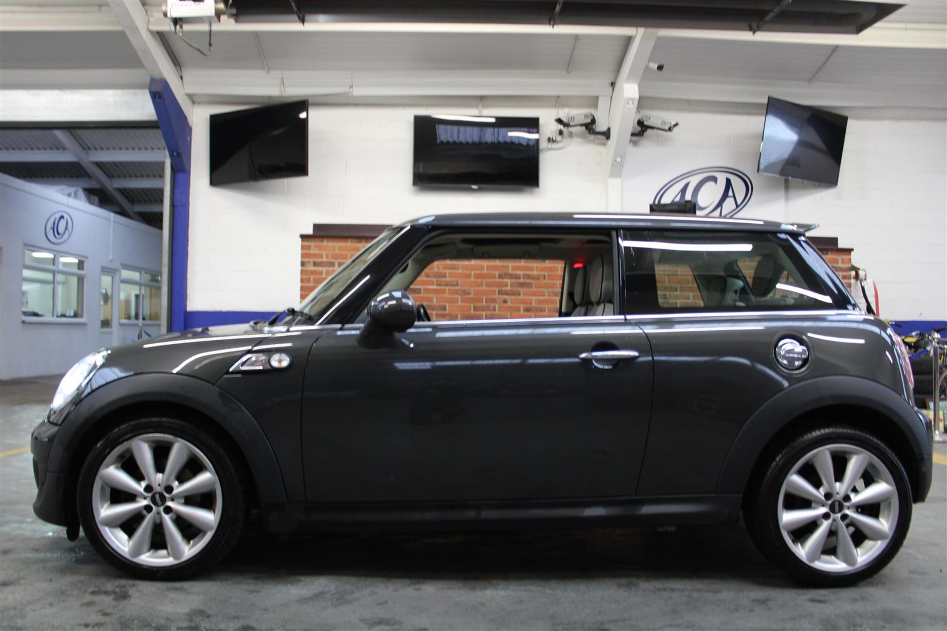 12 12 Mini Cooper SD 3dr - Image 29 of 29