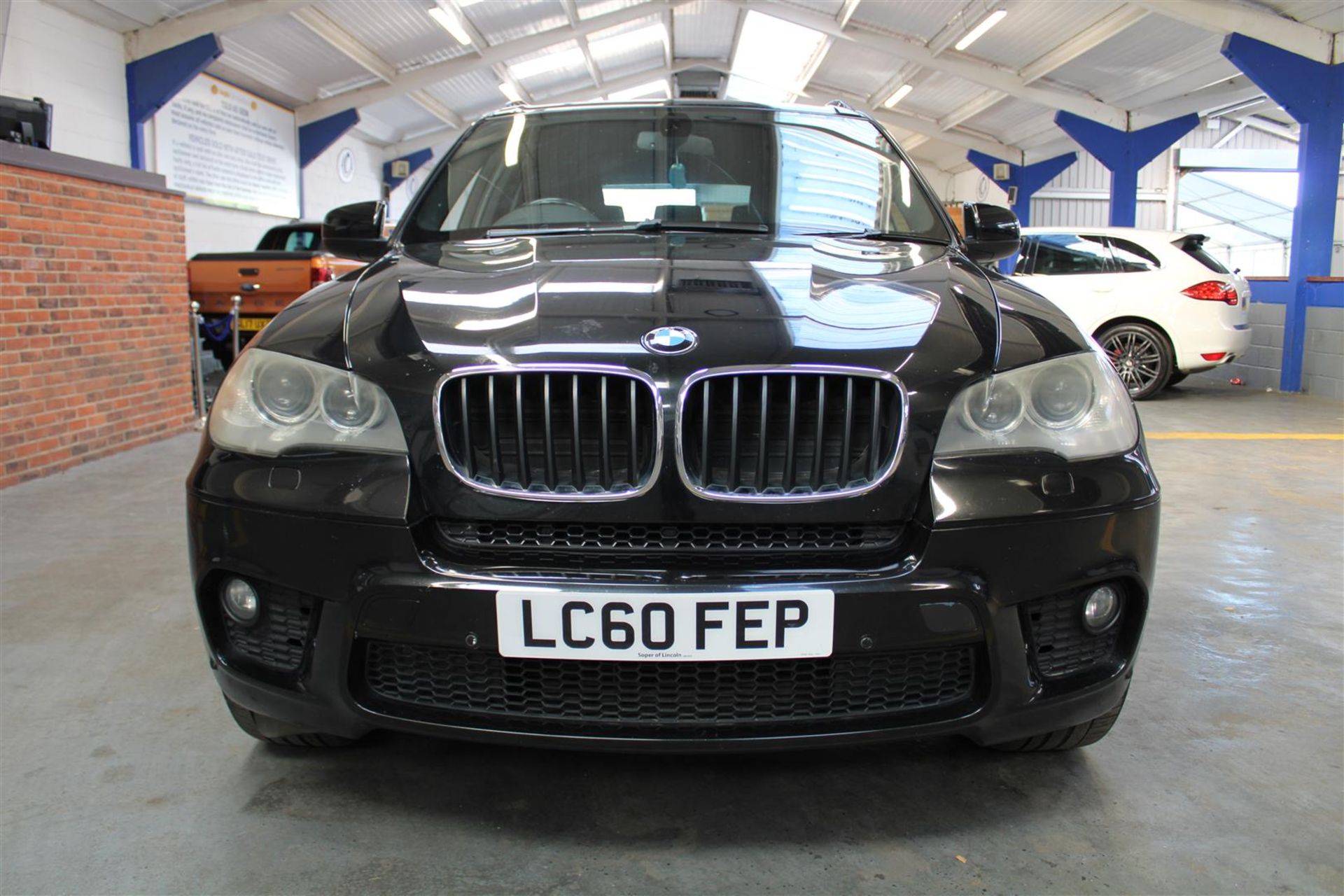 60 10 BMW X5 XDrive 30D M Sport - Image 2 of 32