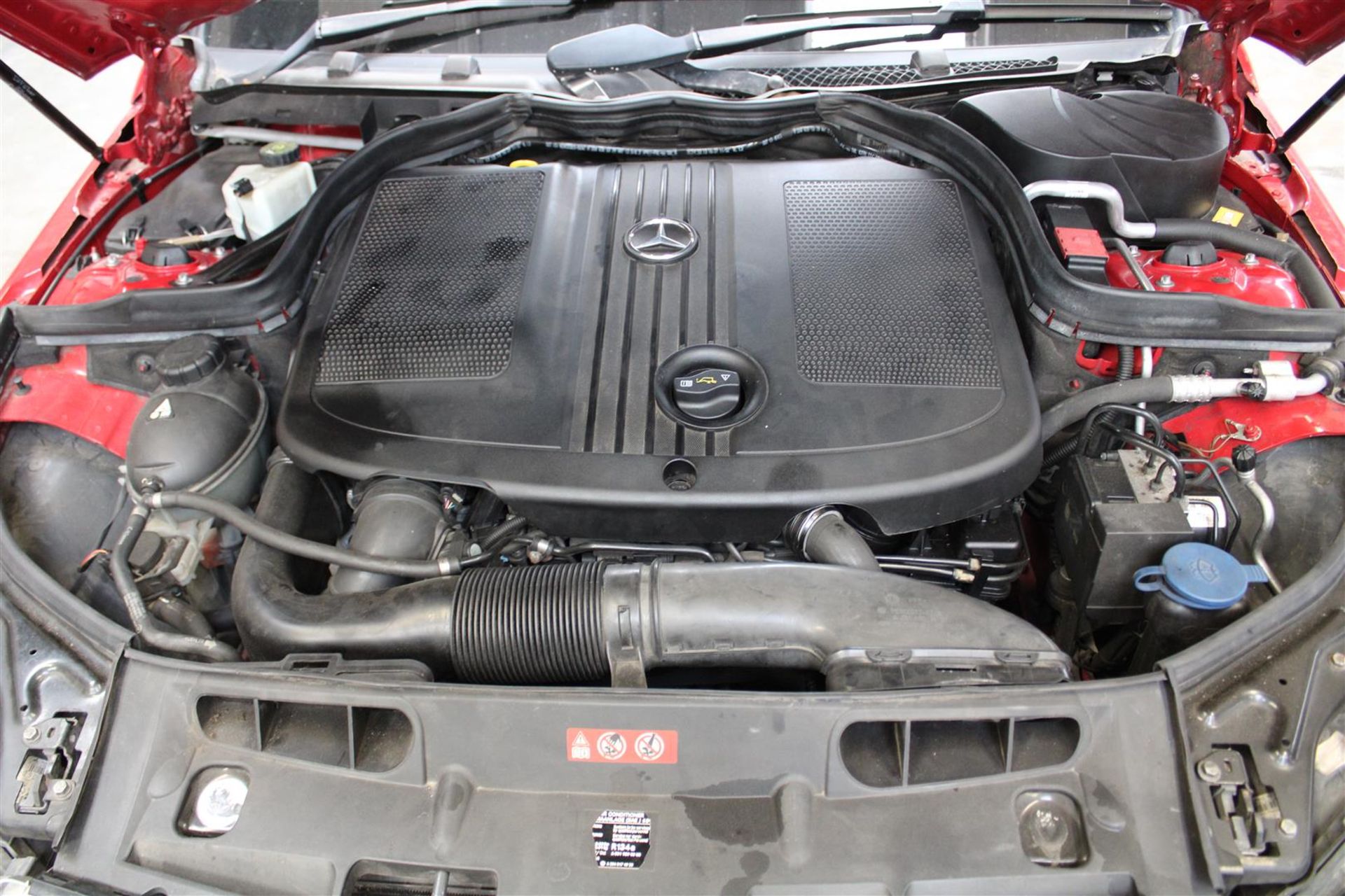 14 14 Mercedes C220 CDI Executive SE - Image 12 of 32