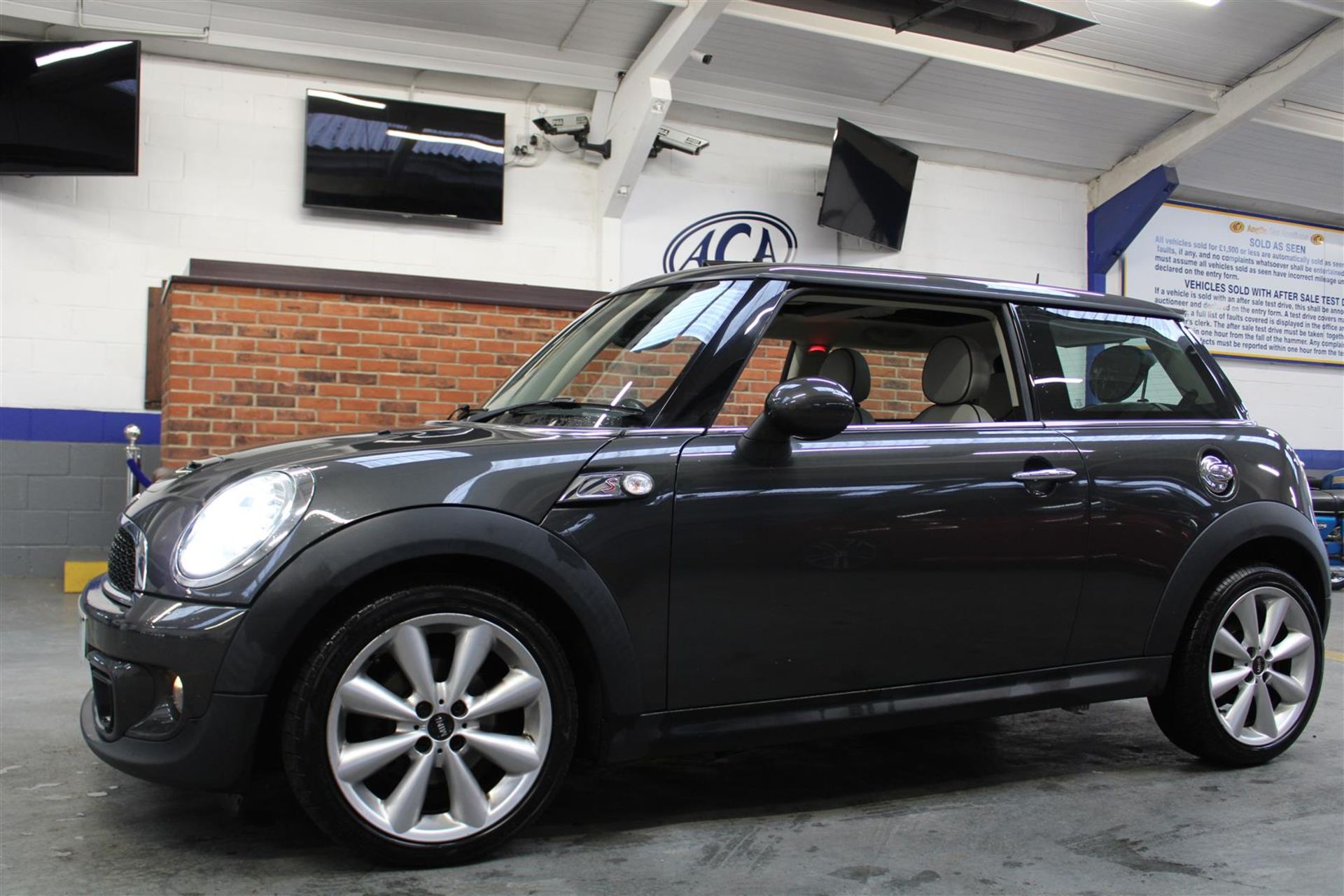 12 12 Mini Cooper SD 3dr