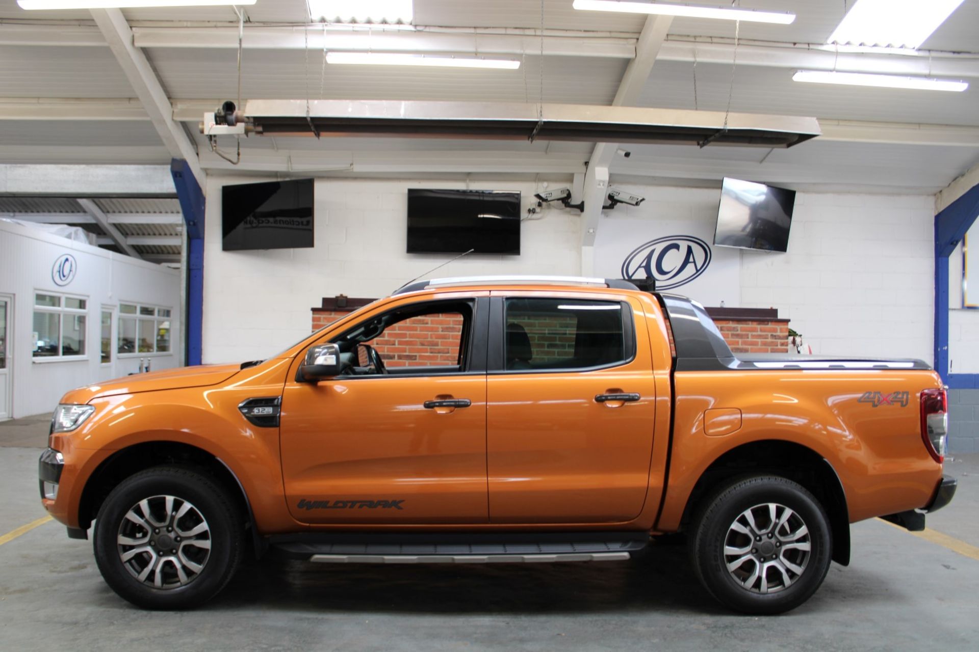 17 17 Ford Ranger Wildtrak 4X4 - Image 31 of 31