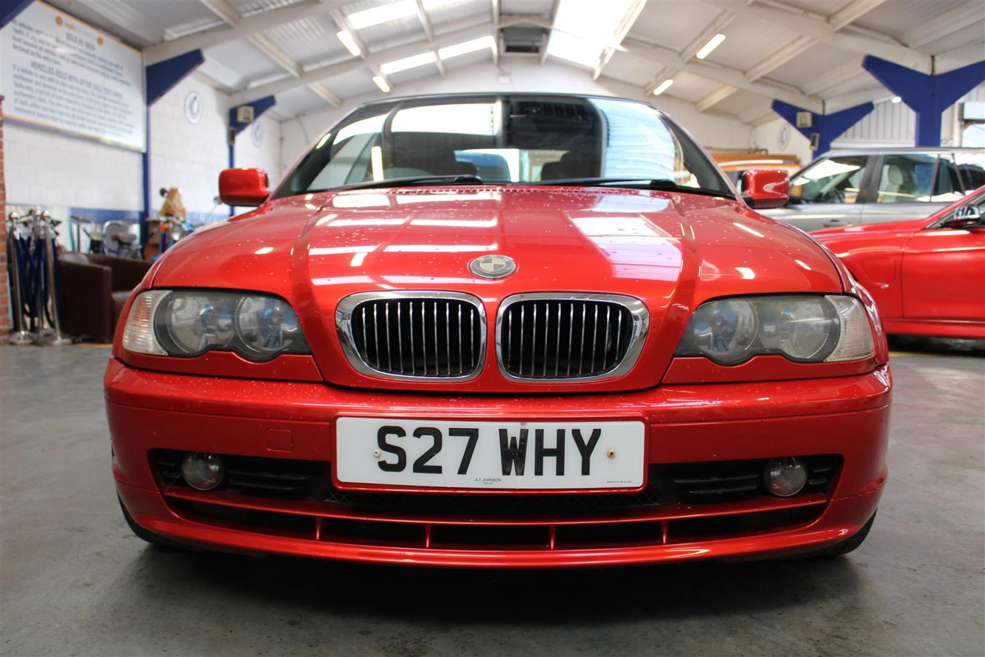 01 Y BMW 320 CI Convertible - Image 11 of 34