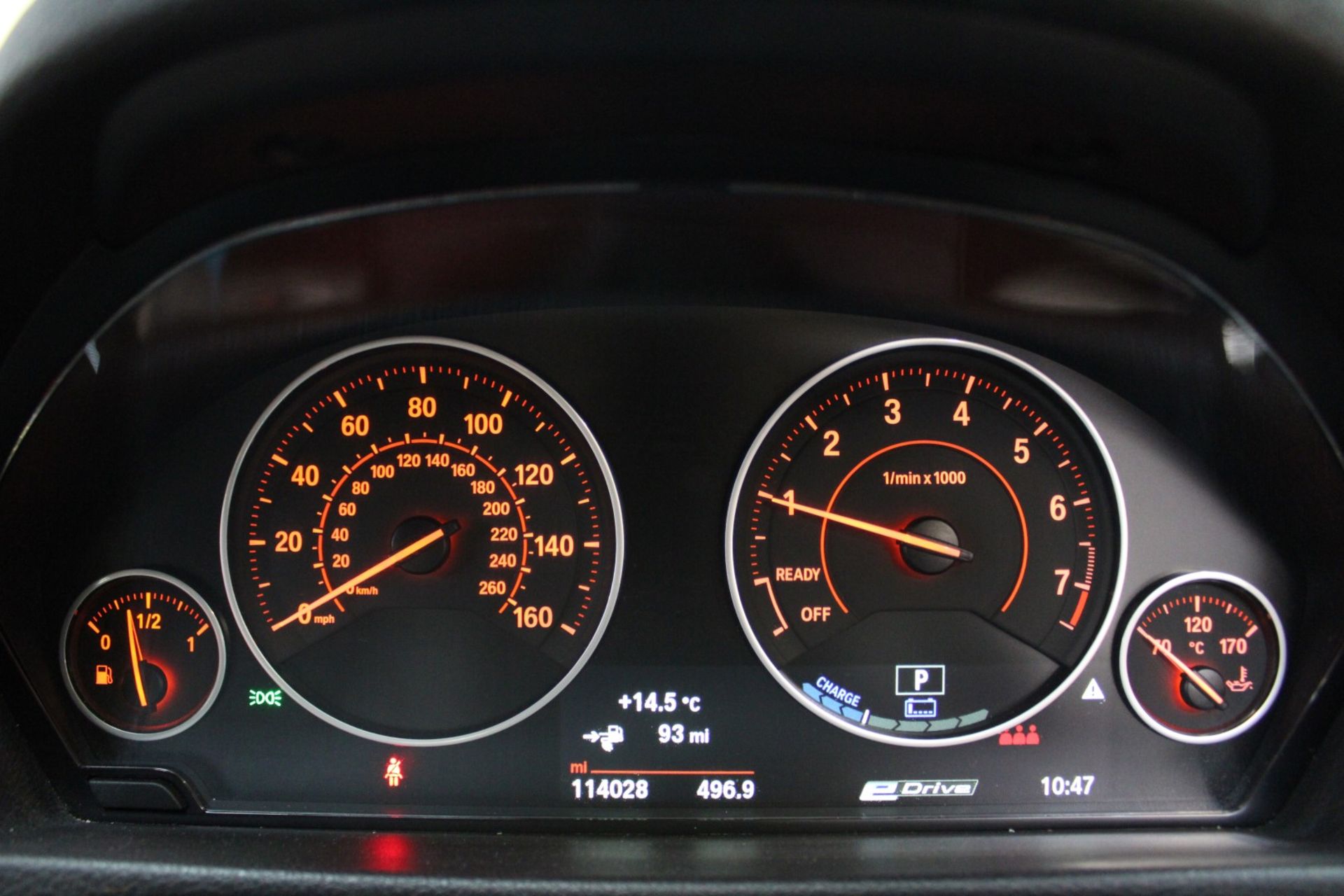 67 17 BMW 330 E M Sport Shadow Edt - Image 10 of 38