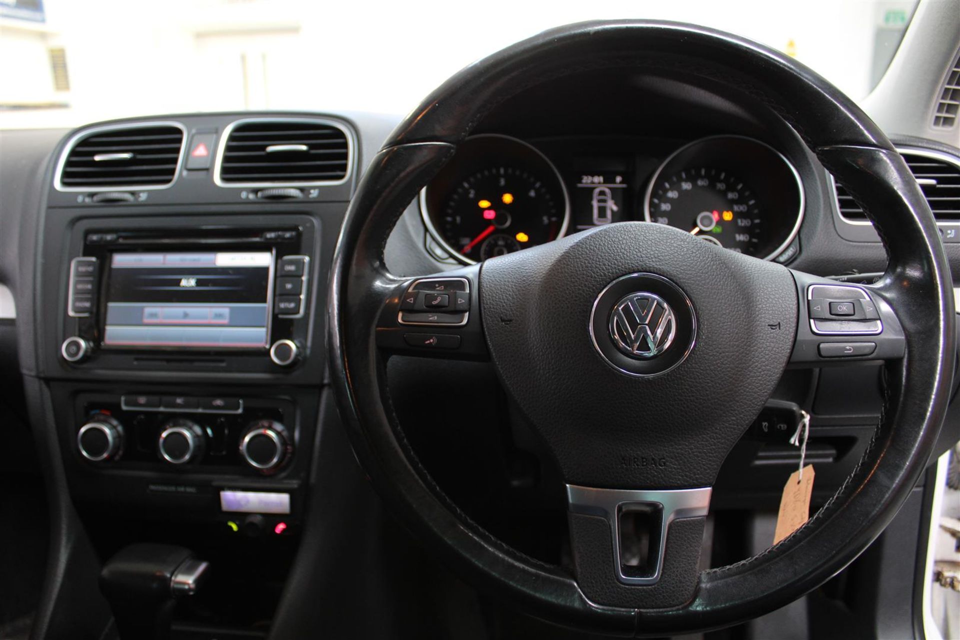 60 10 VW Golf GT TDI 140 - Image 19 of 39