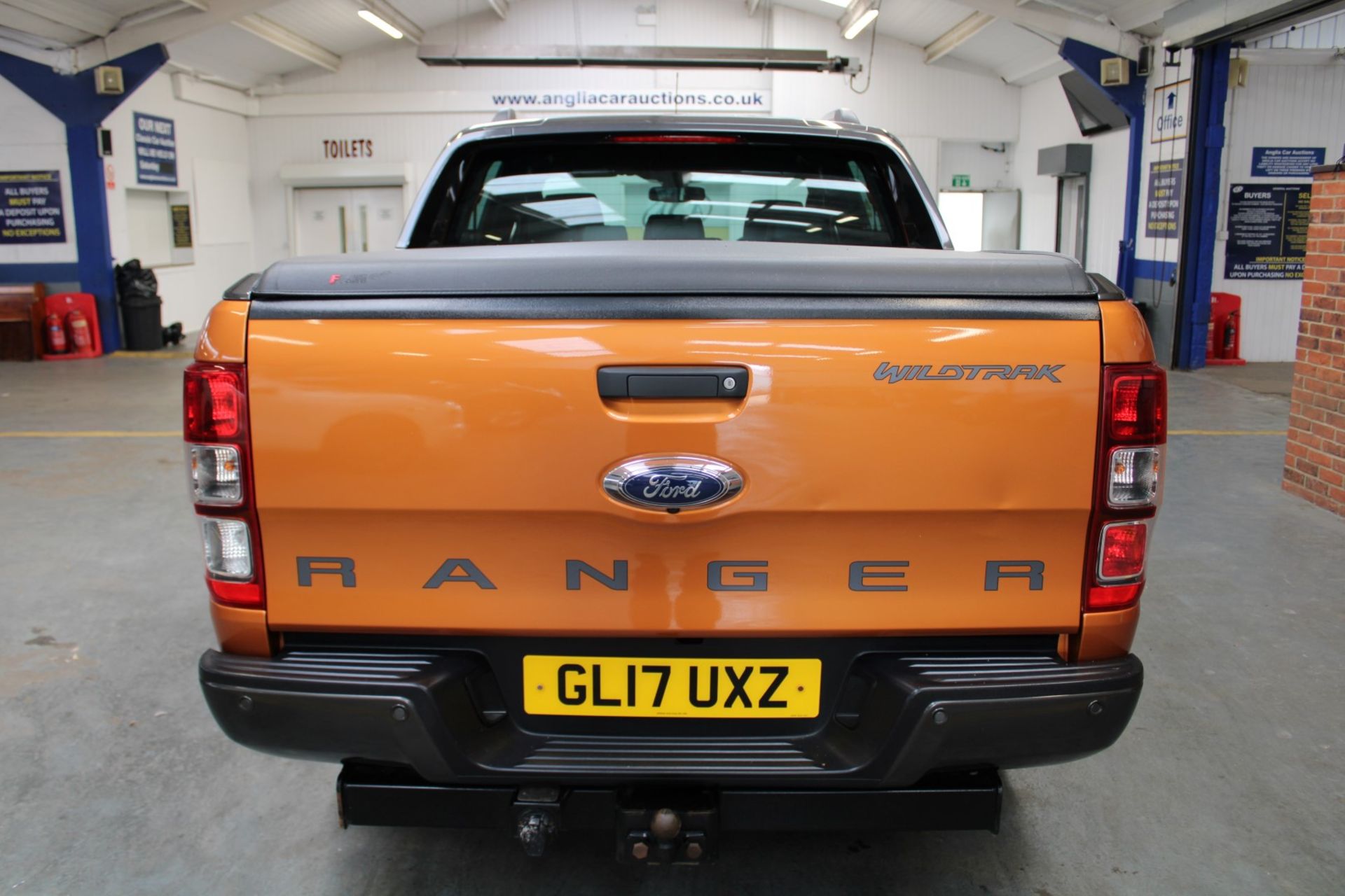 17 17 Ford Ranger Wildtrak 4X4 - Image 28 of 31