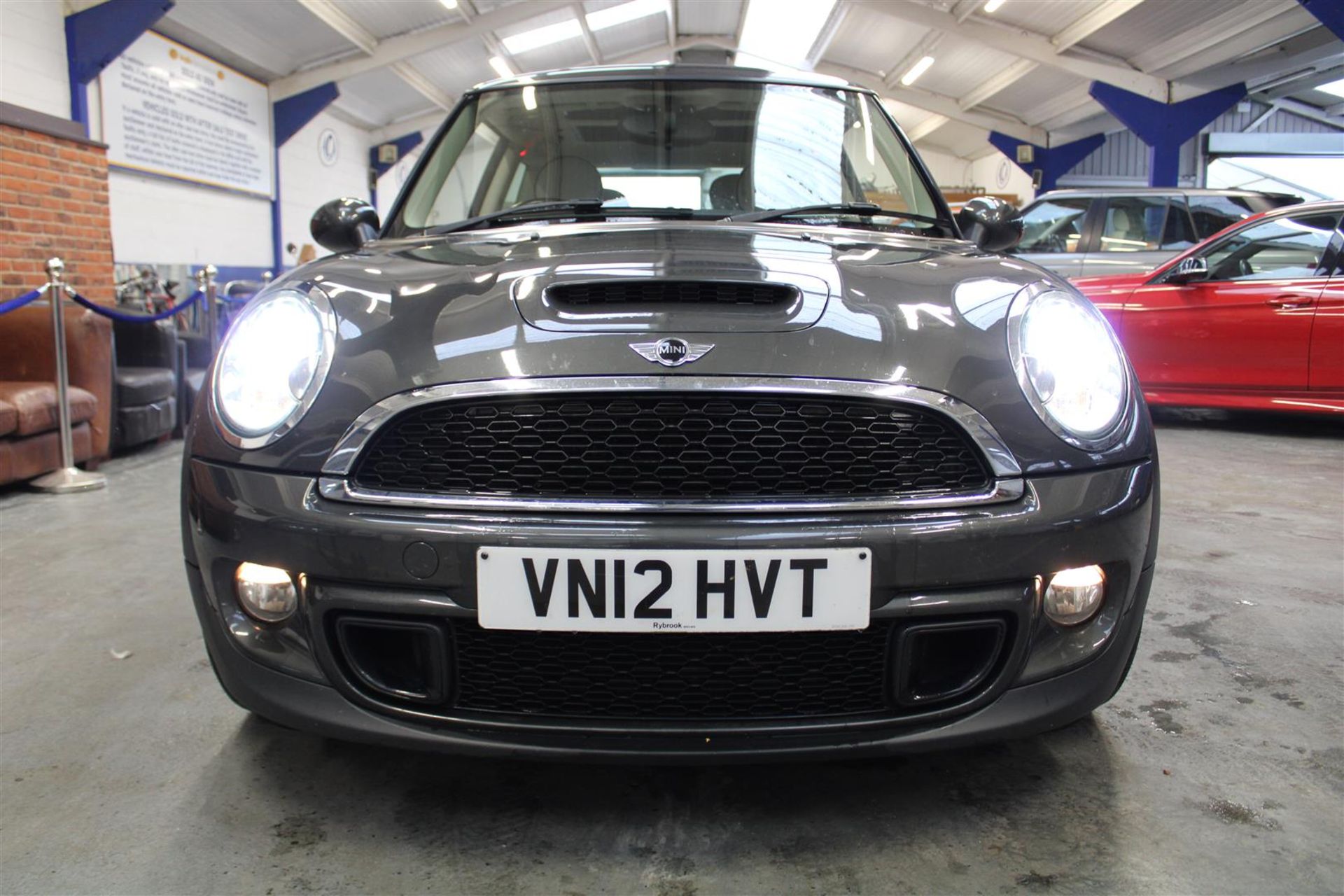 12 12 Mini Cooper SD 3dr - Image 2 of 29