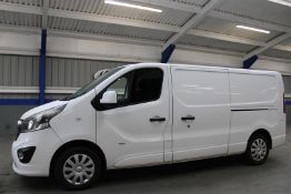 16 16 Vauxhall Vivaro 2900 Sportive