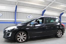61 11 Peugeot 308 Active SW E-HDI