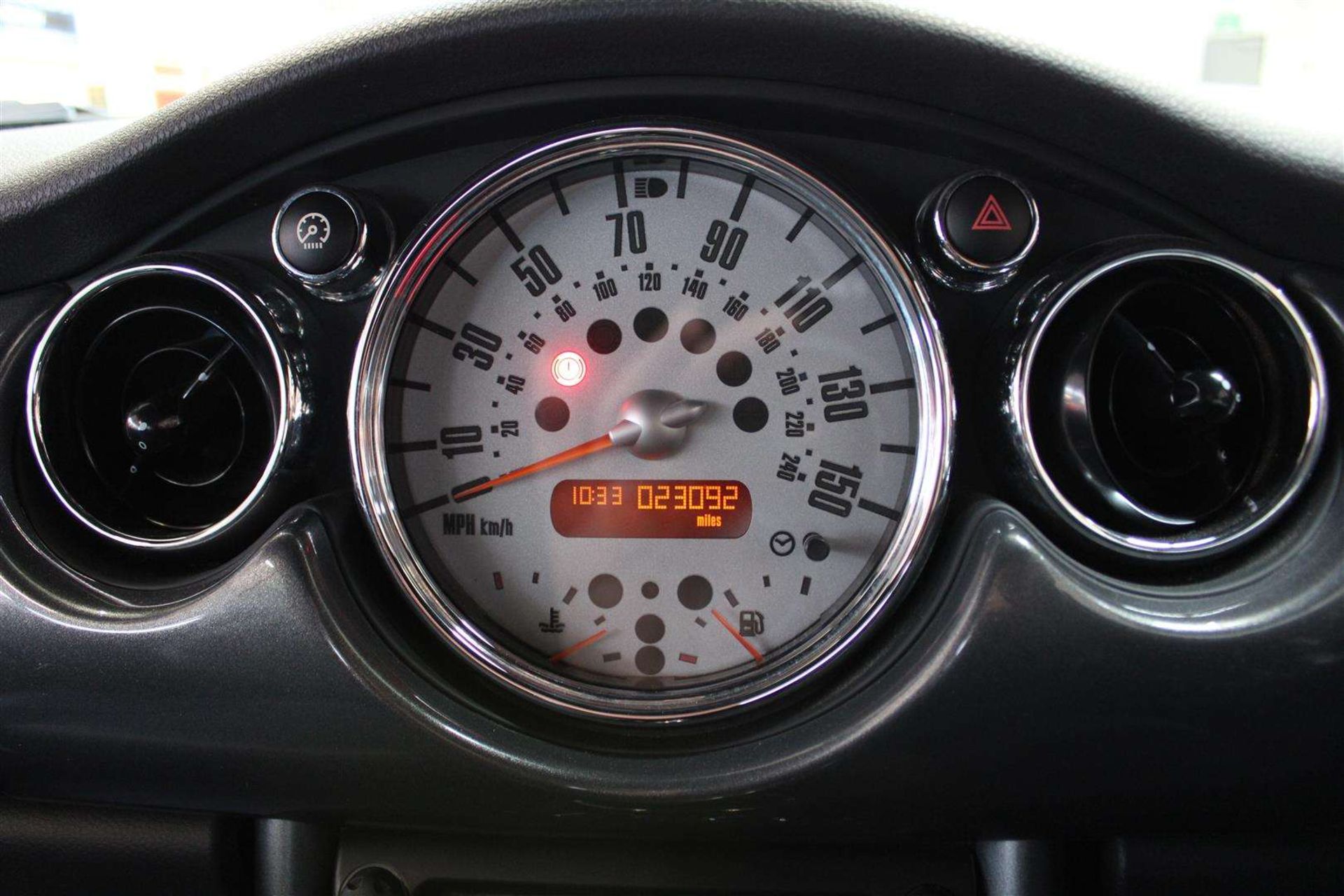 2008 MINI COOPER - Image 29 of 30