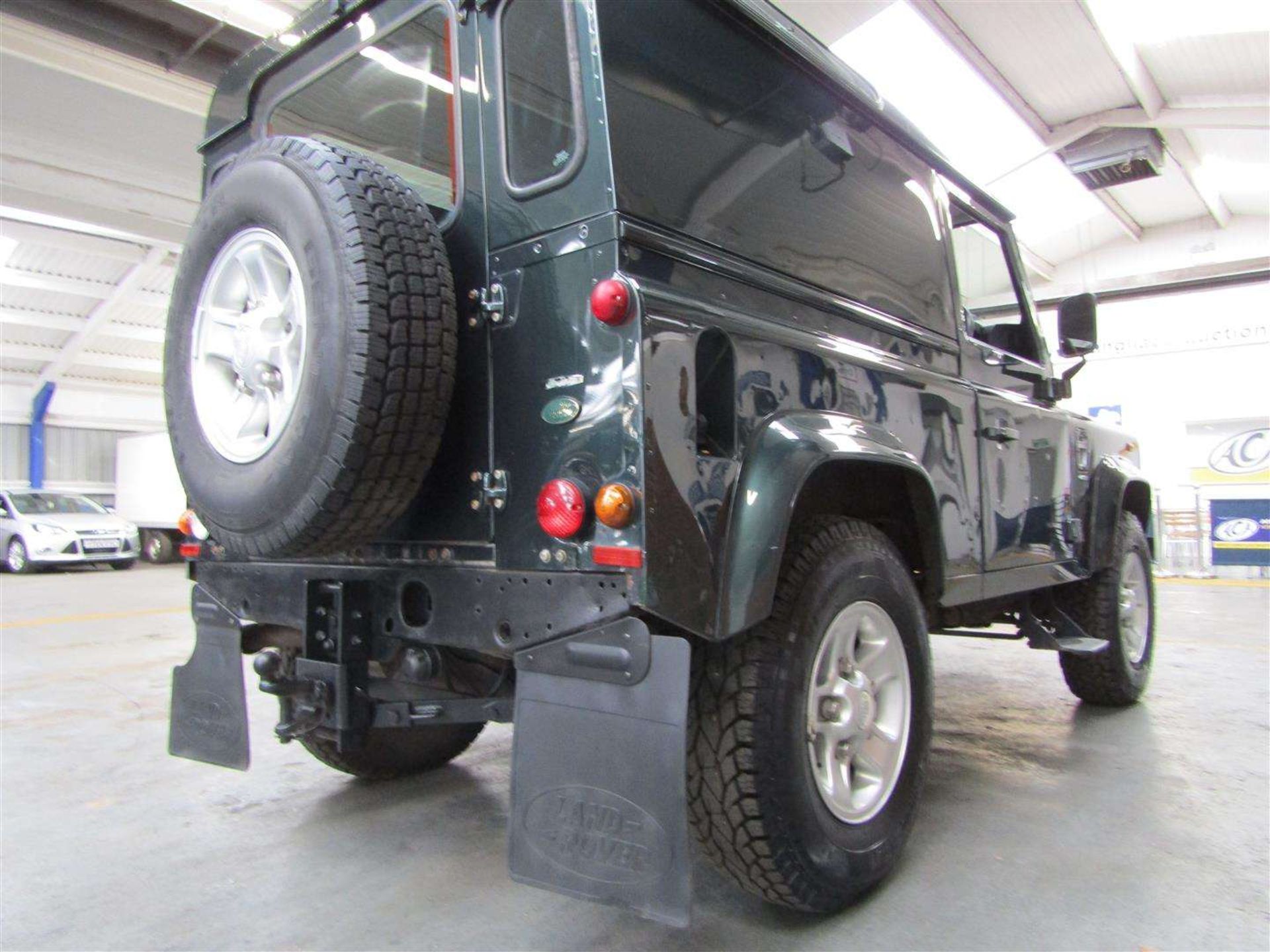 2009 L/ROVER DEFENDER 90 COUNTY HT - Image 7 of 24