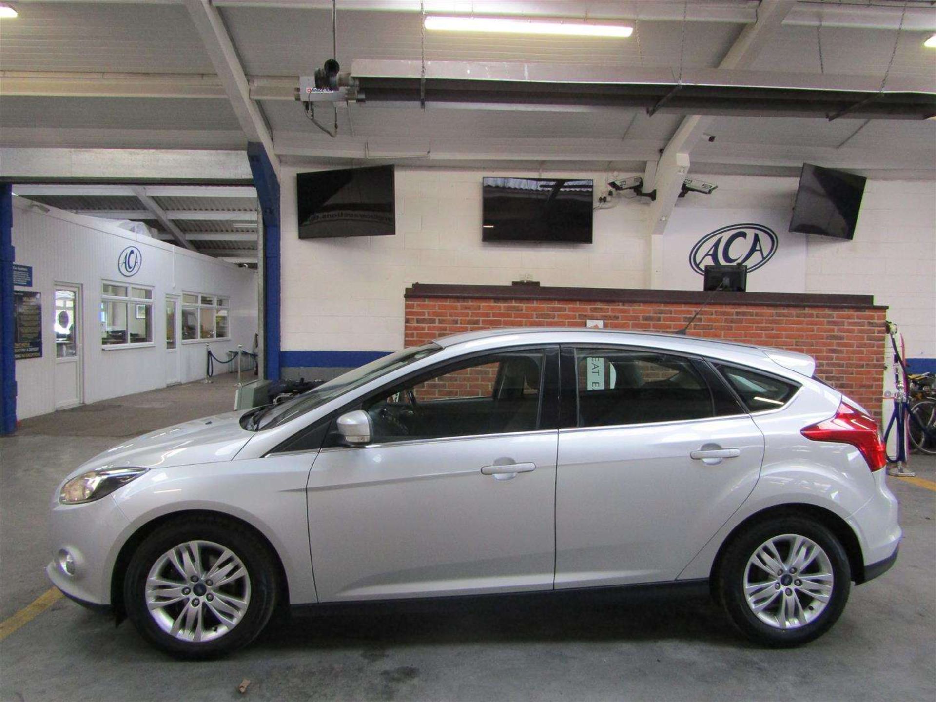 2014 FORD FOCUS TITANIUM NAV - Image 2 of 23