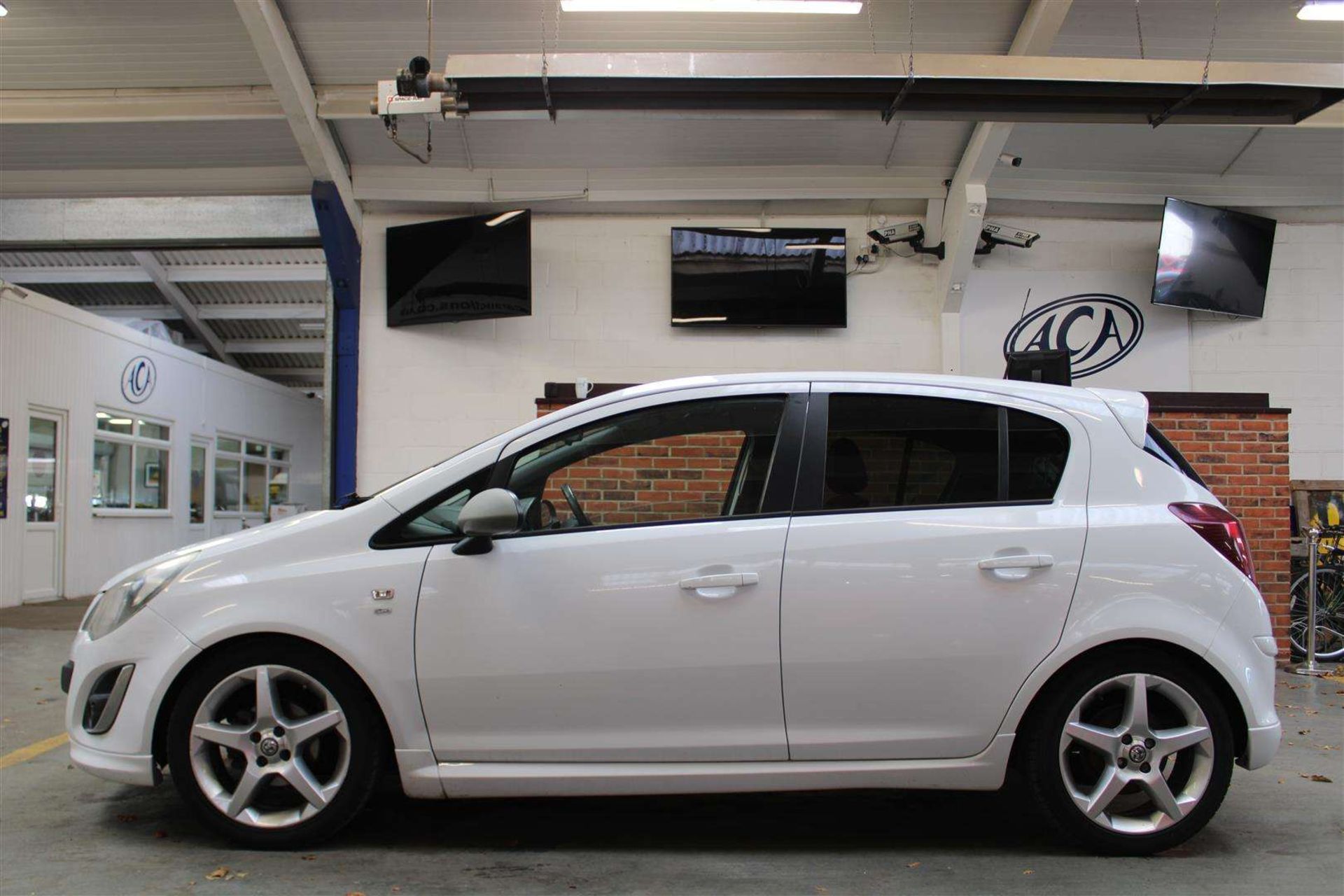 2011 VAUXHALL CORSA SRI - Image 2 of 28