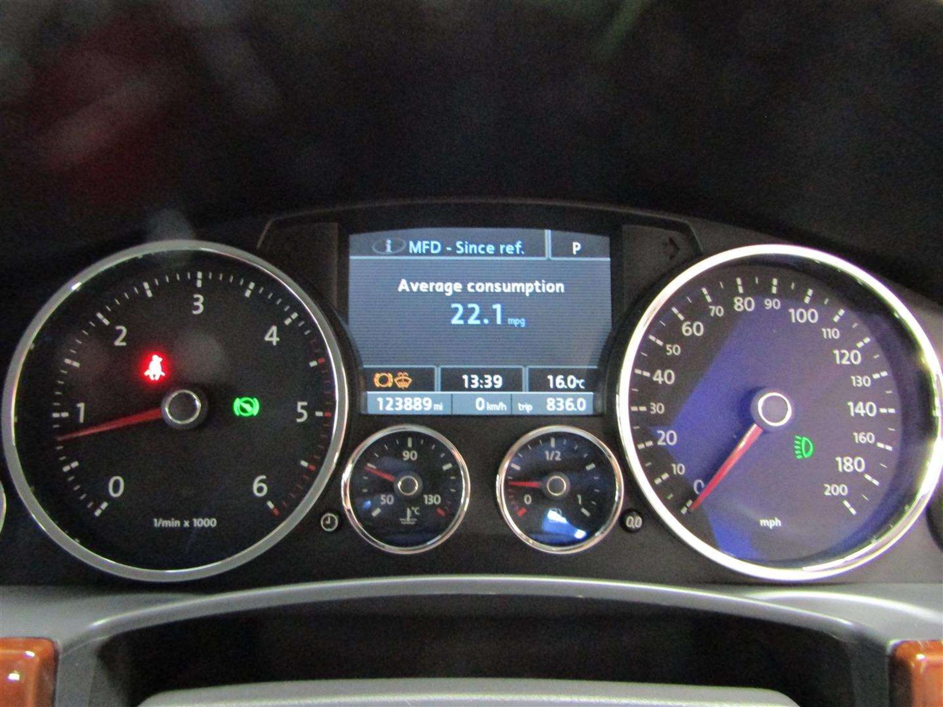 2008 VW TOUAREG SE 174 TDI E4 A - Image 25 of 30