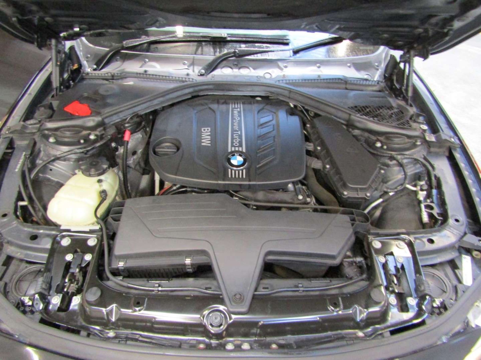 2012 BMW 320D EFFICIENTDYNAMICS - Image 26 of 26