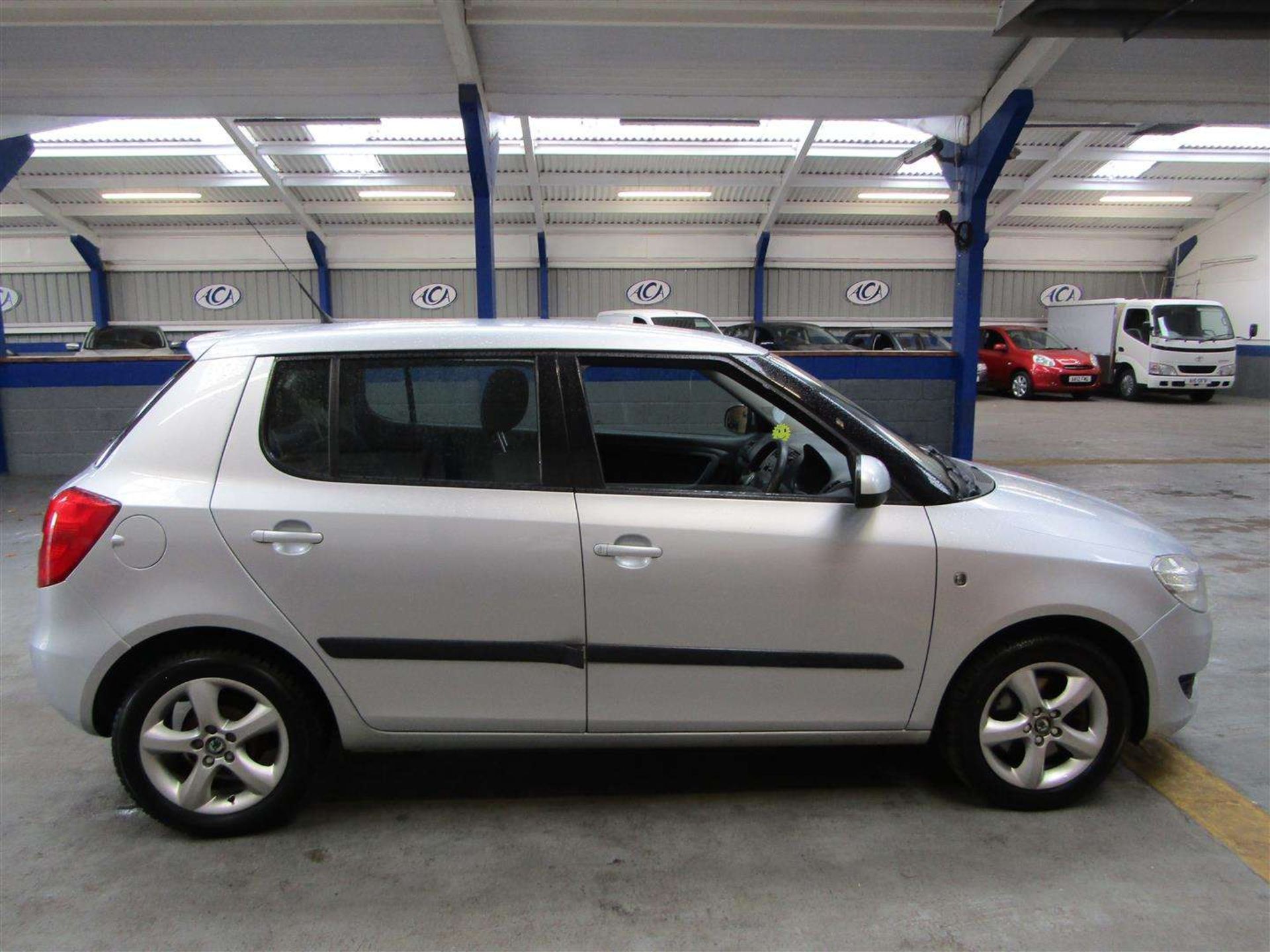 2011 SKODA FABIA SE TDI CR 105 - Image 16 of 19