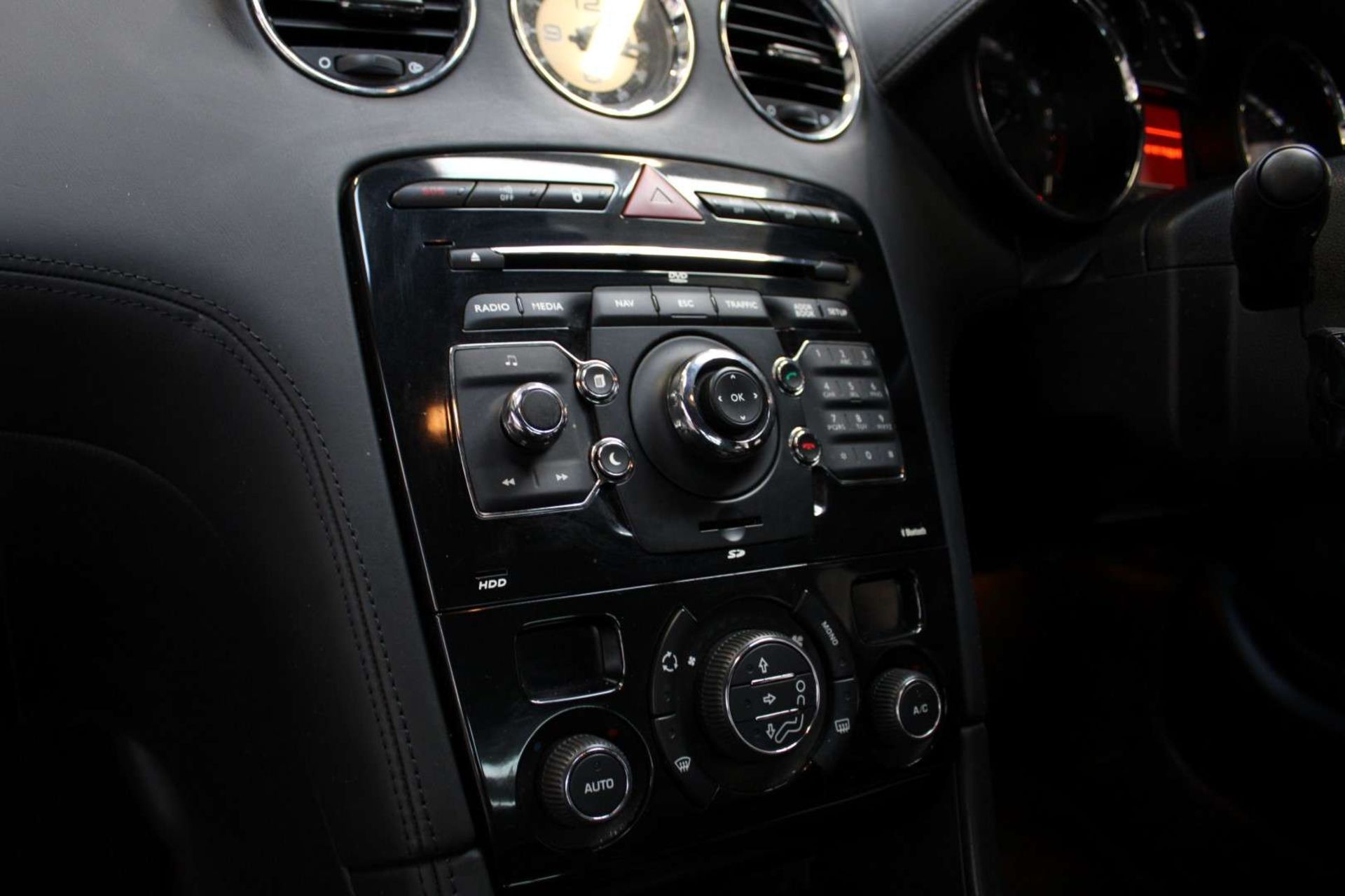 2011 PEUGEOT RCZ GT THP 156 - Image 16 of 24