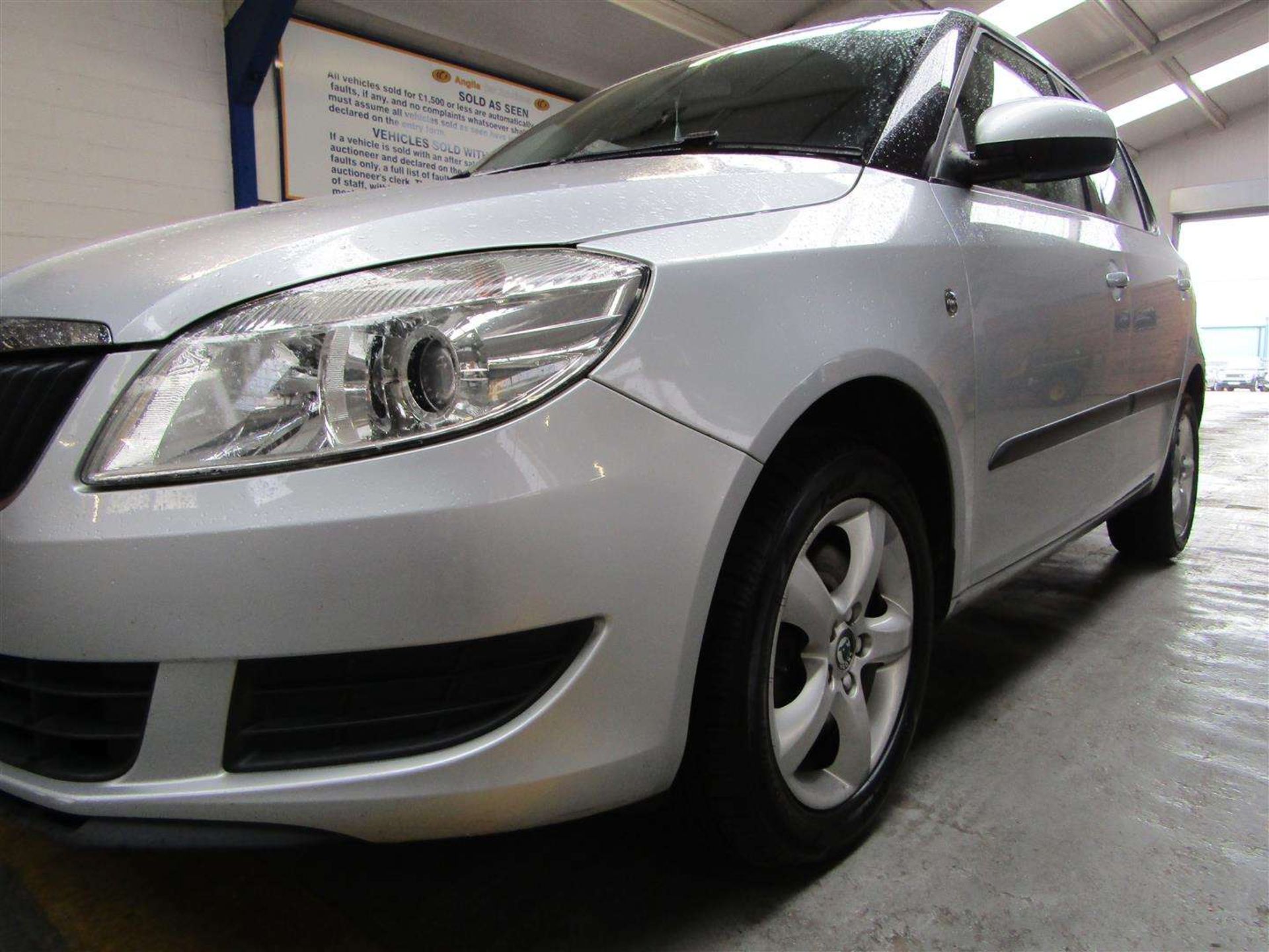 2011 SKODA FABIA SE TDI CR 105 - Image 15 of 19