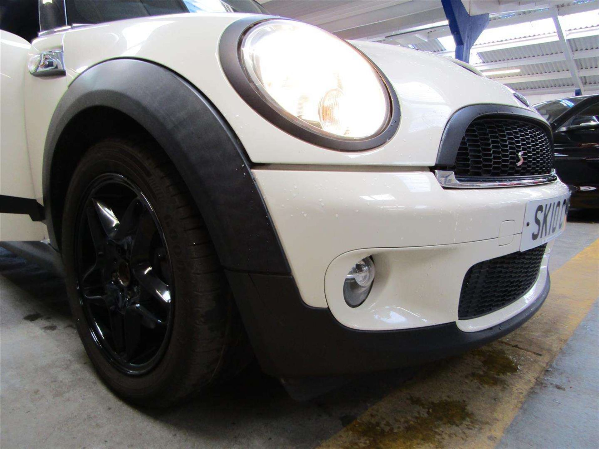 2010 MINI COOPER S - Image 13 of 22