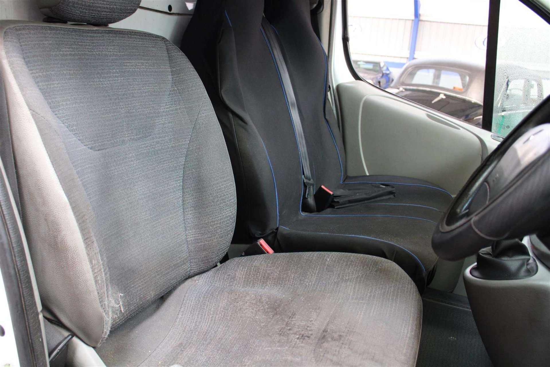 2012 RENAULT TRAFIC SL27 DCI - Image 27 of 30