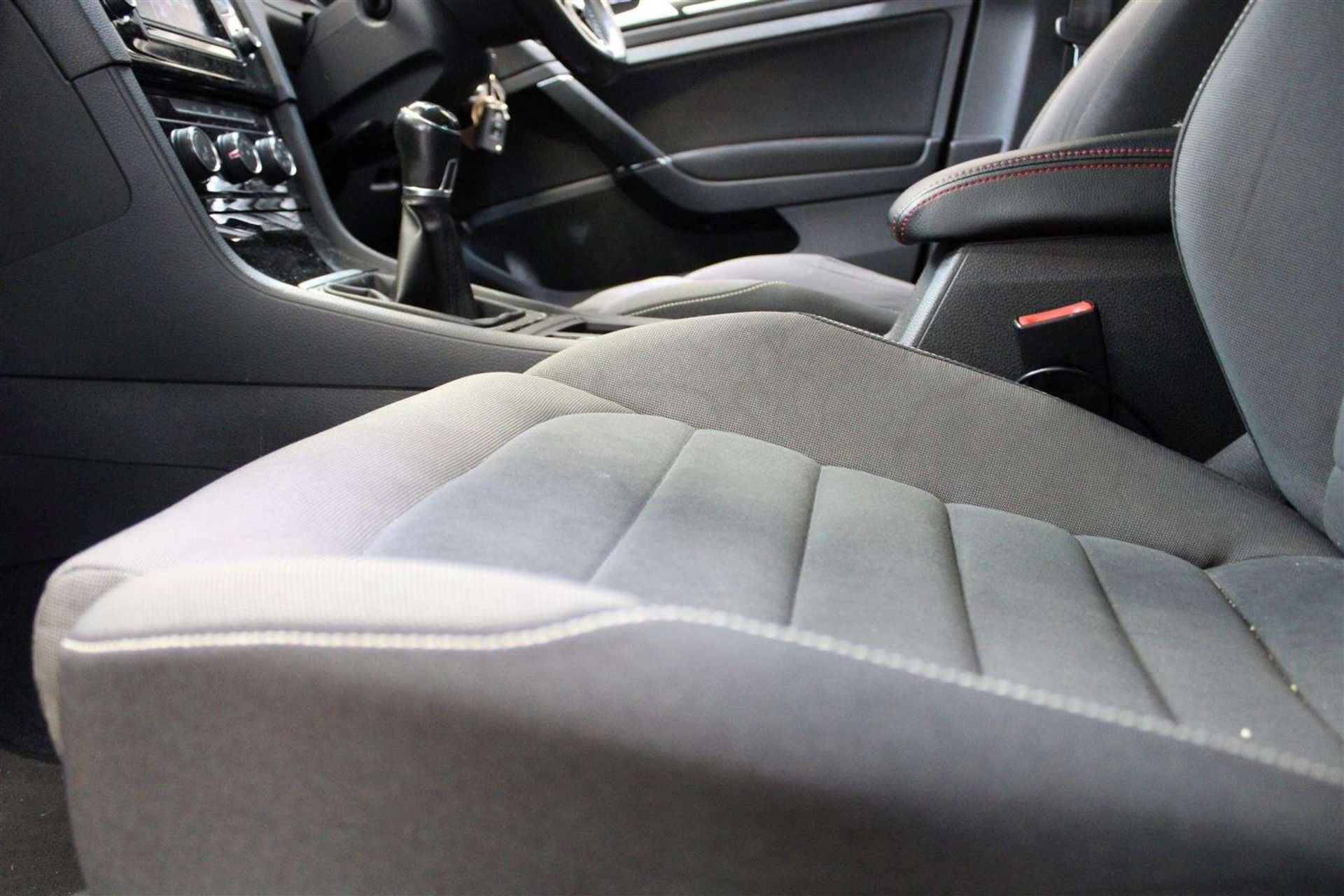 2015 VW GOLF GT BLUEMOTION TECH T - Image 22 of 27
