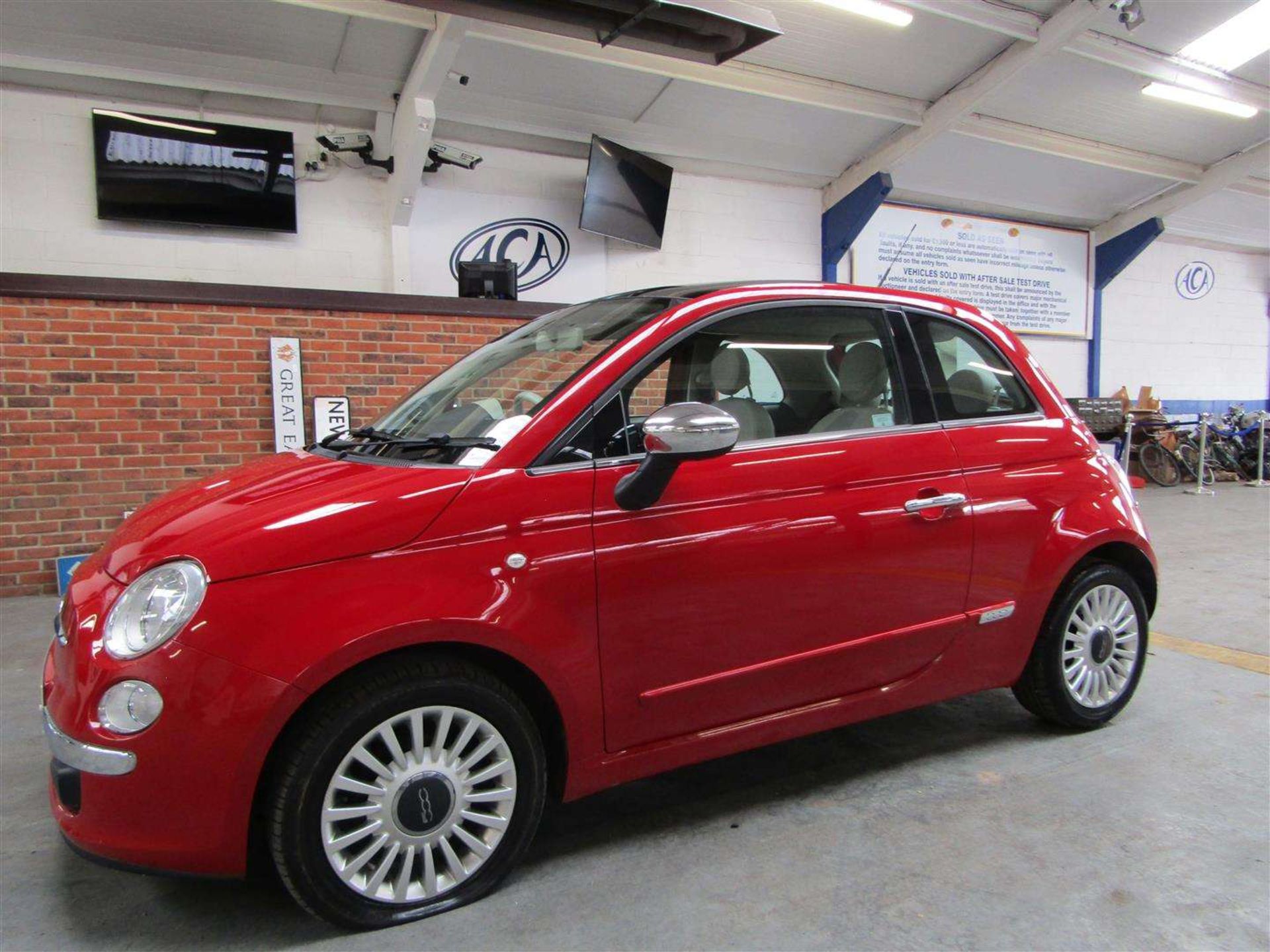 2012 FIAT 500 LOUNGE S-A