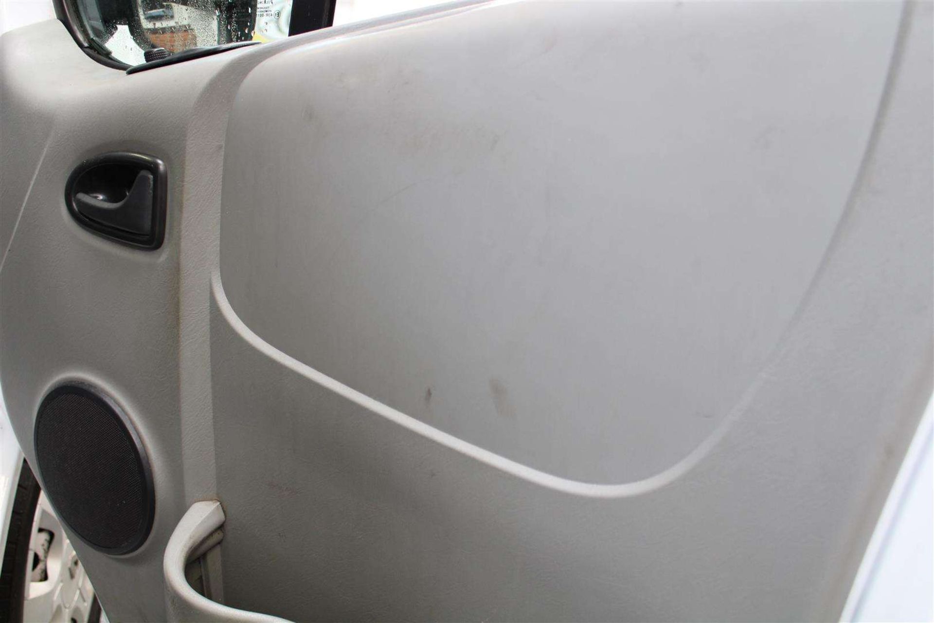 2012 RENAULT TRAFIC SL27 DCI - Image 17 of 30