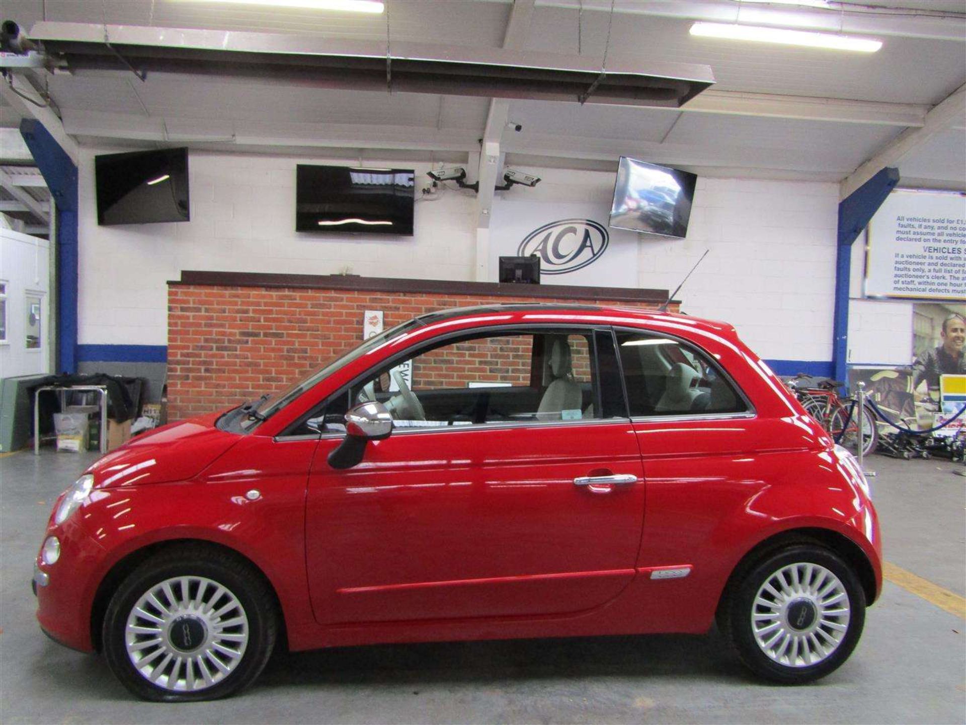 2012 FIAT 500 LOUNGE S-A - Image 2 of 20