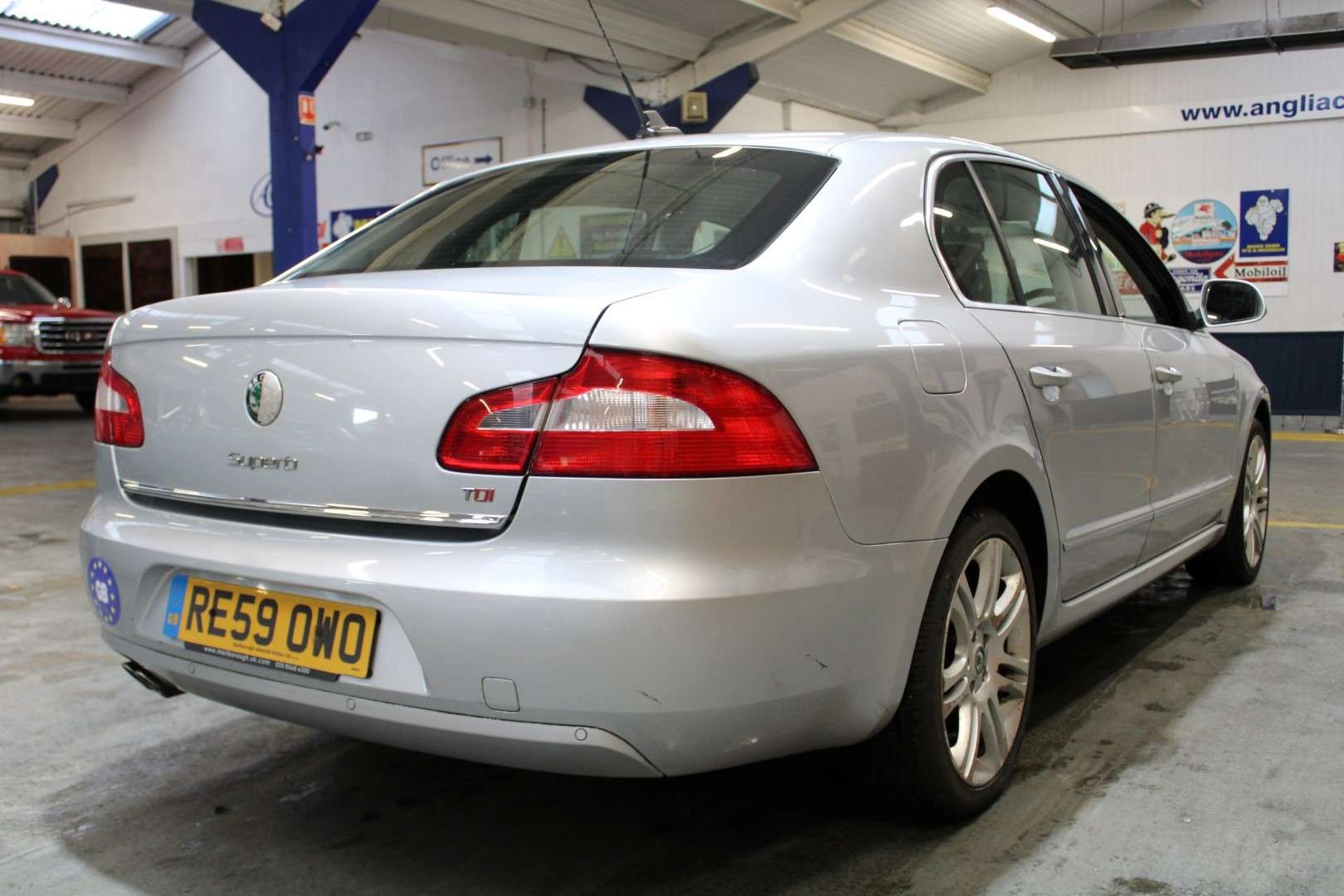 2009 SKODA SUPERB ELEGANCE CRTDI A - Image 12 of 29