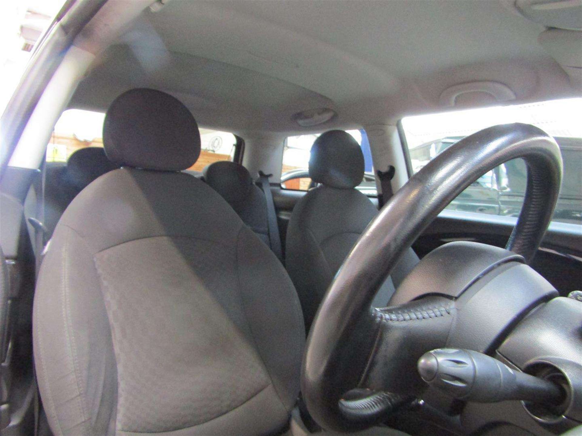 2010 MINI COOPER S - Image 11 of 22