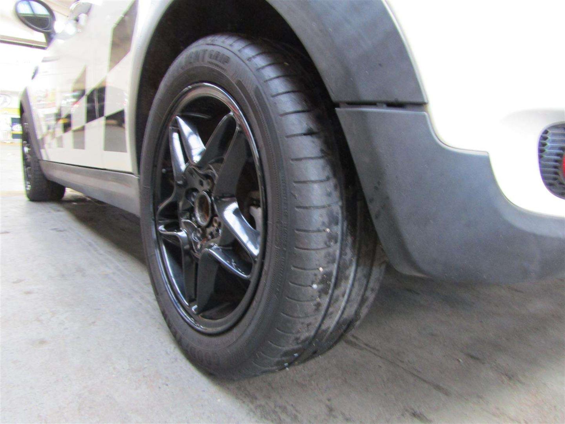 2010 MINI COOPER S - Image 19 of 22