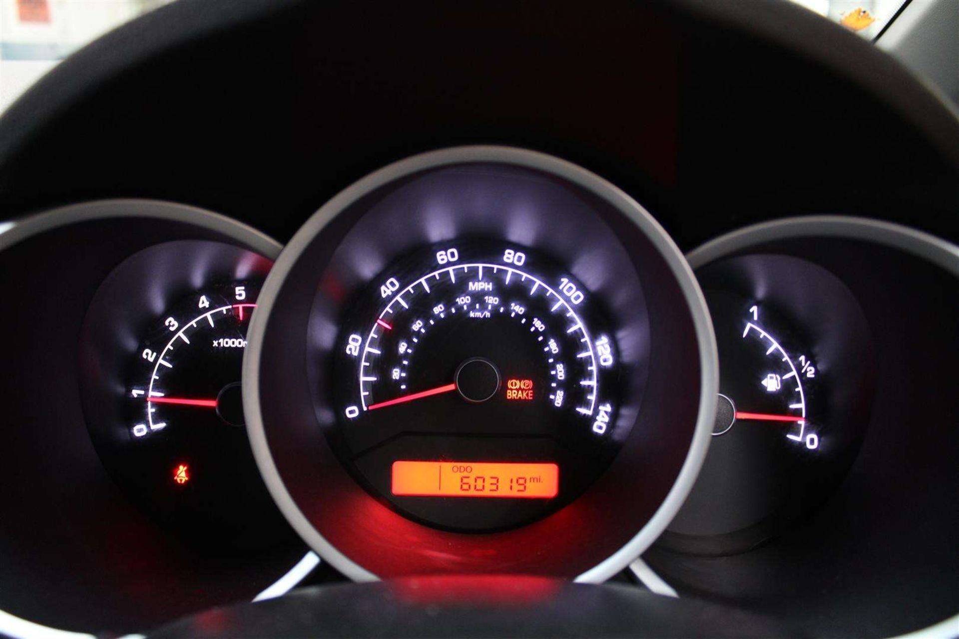 2011 KIA VENGA 2 ECODYNAMICS CRDI - Image 17 of 25