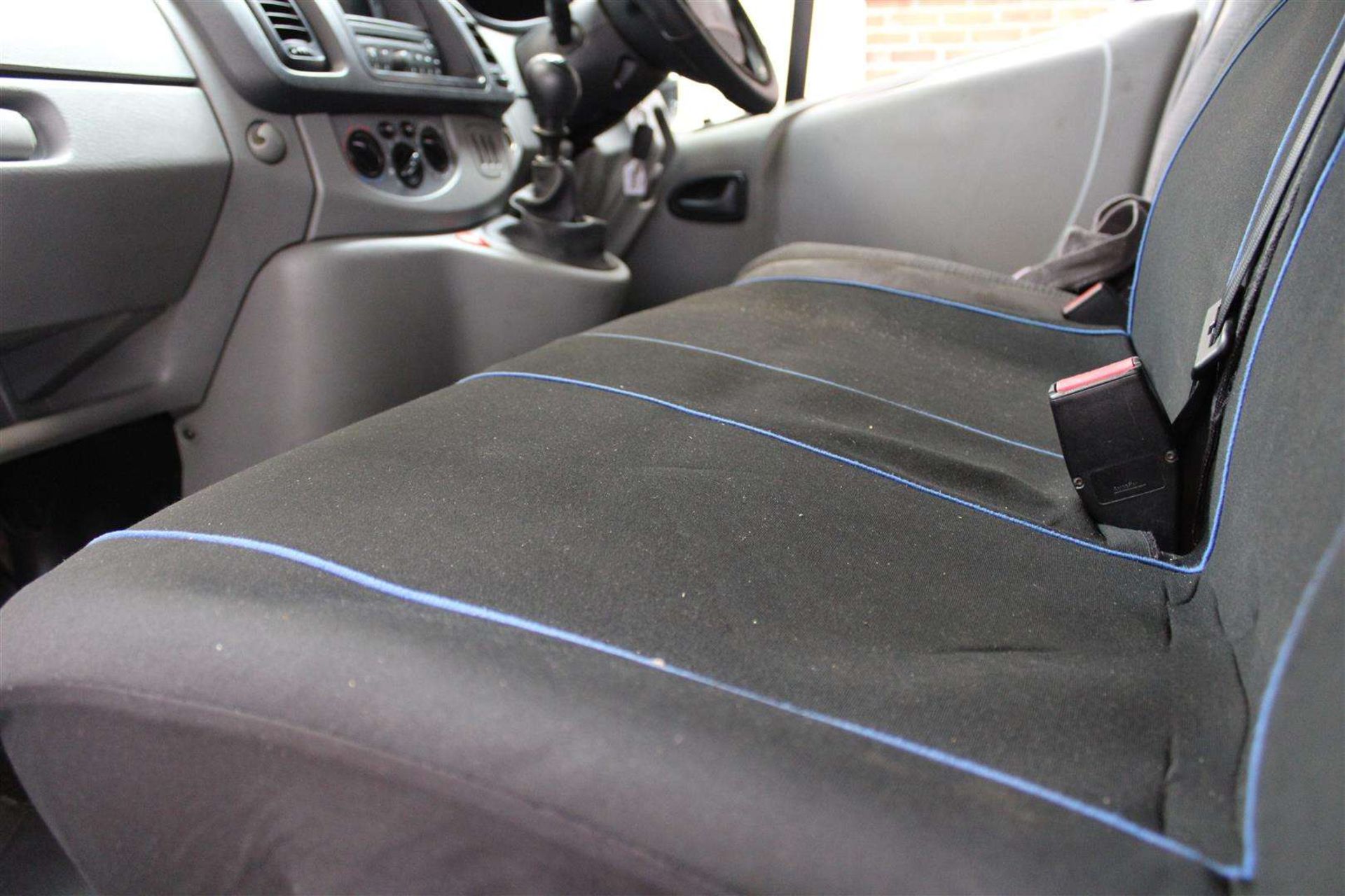 2012 RENAULT TRAFIC SL27 DCI - Image 25 of 30