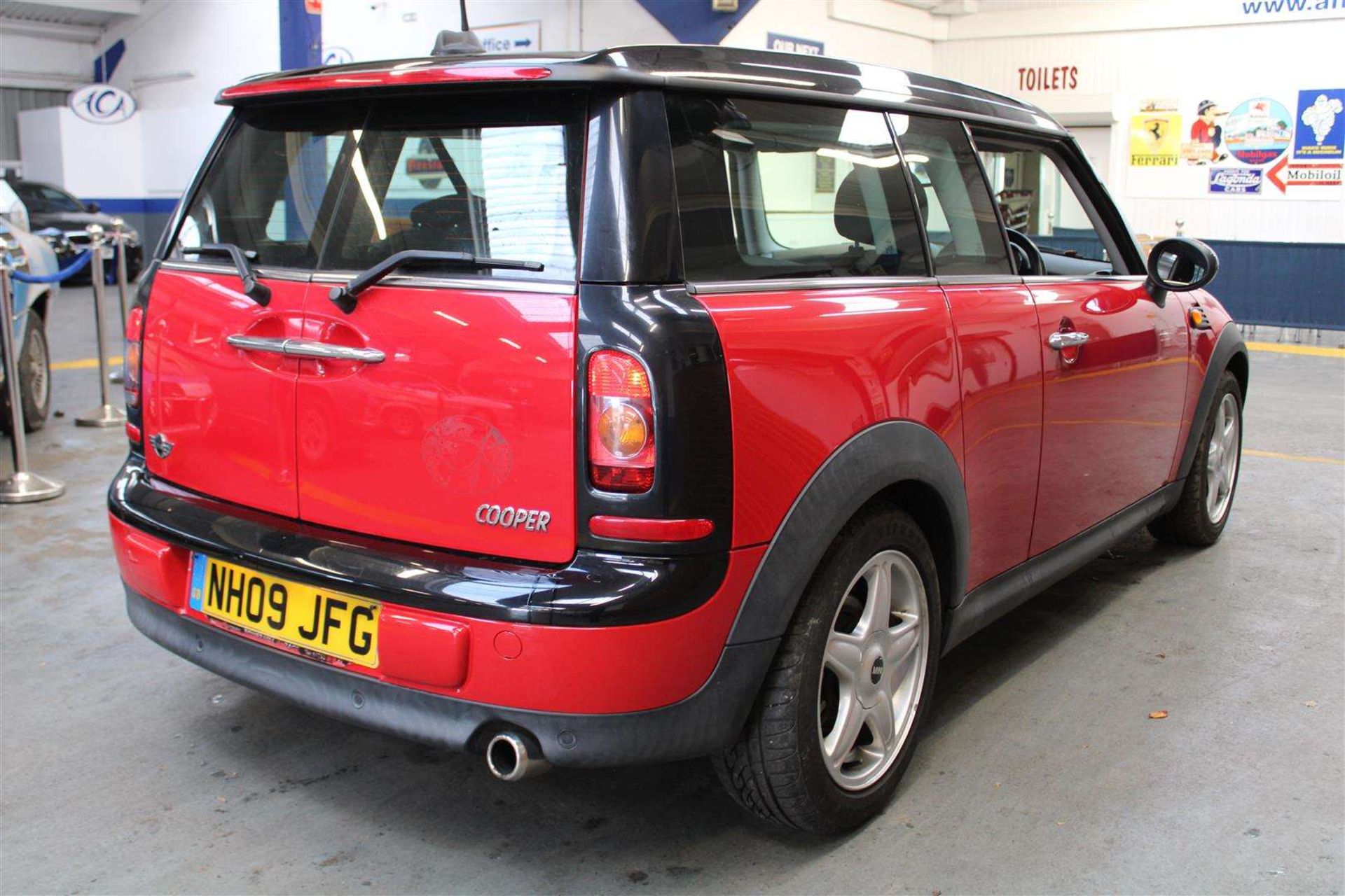 2009 MINI COOPER CLUBMAN - Image 8 of 24